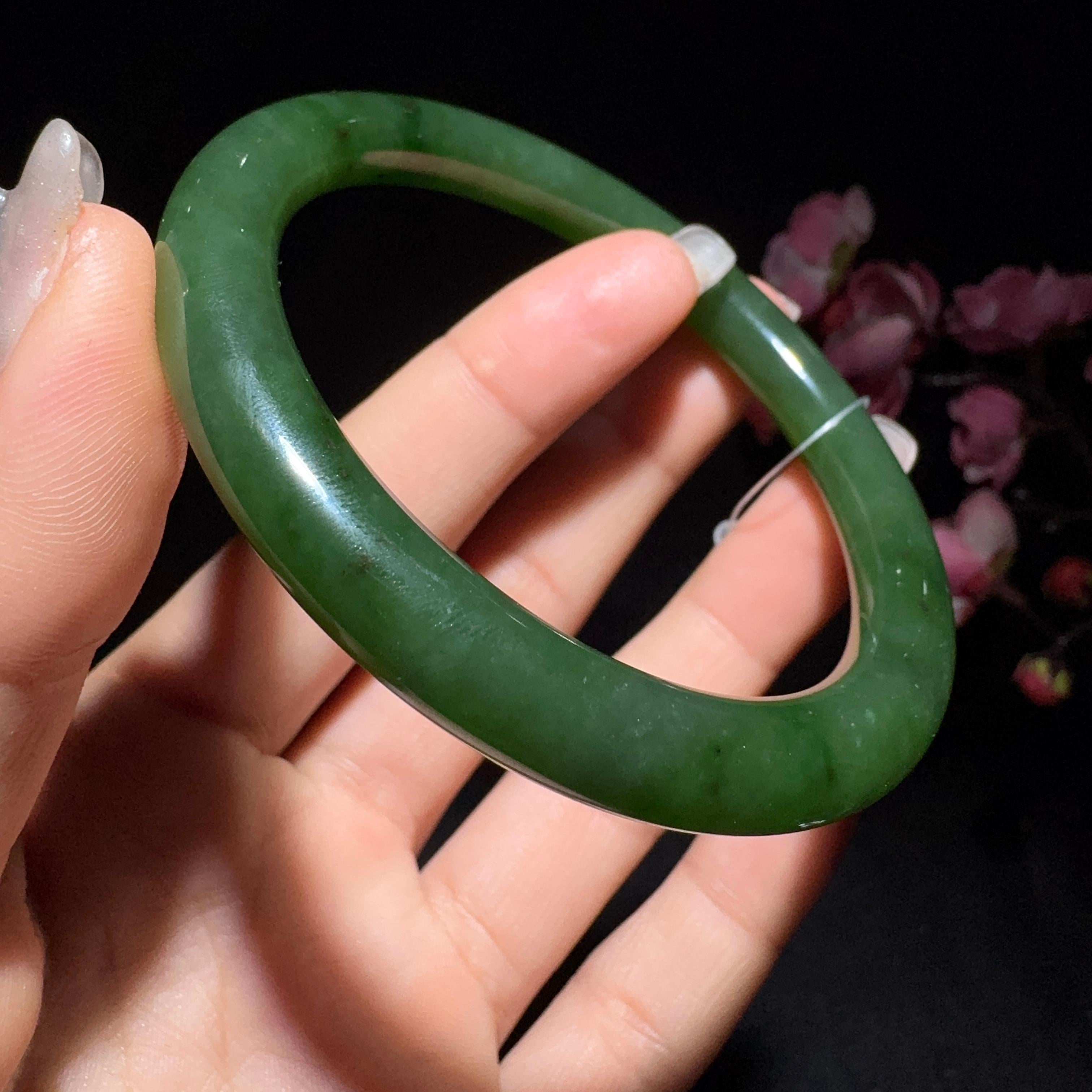 和田玉碧玉圆条手镯(36.2g)