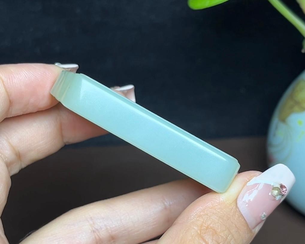 新疆和田玉且末蓝调平安无事牌(51.7g)