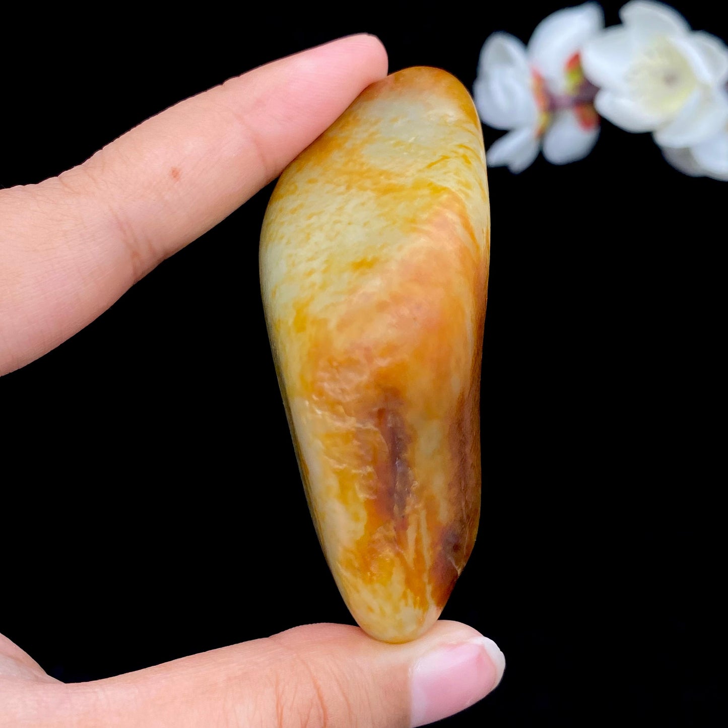 和田玉聚红皮籽料手把件(158.9g)