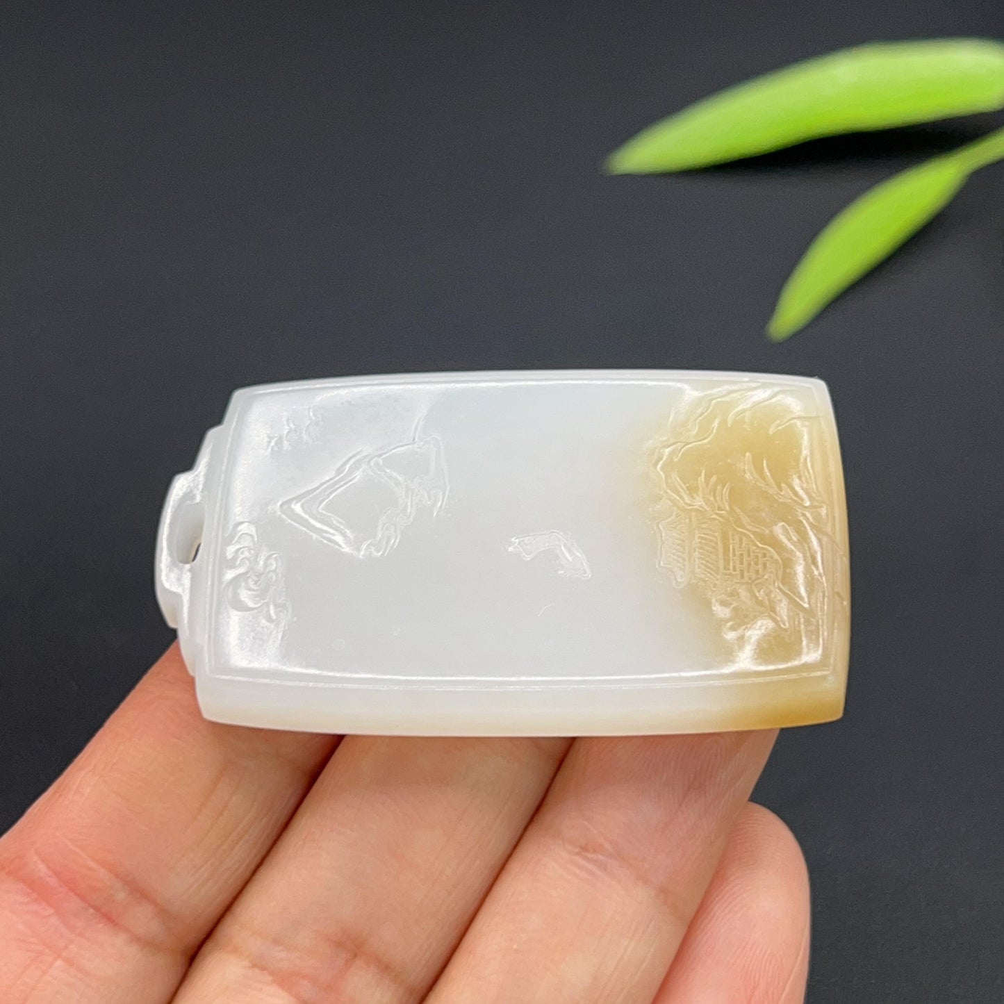 和田玉羊脂白玉一帆风顺山水玉牌(30.0g)