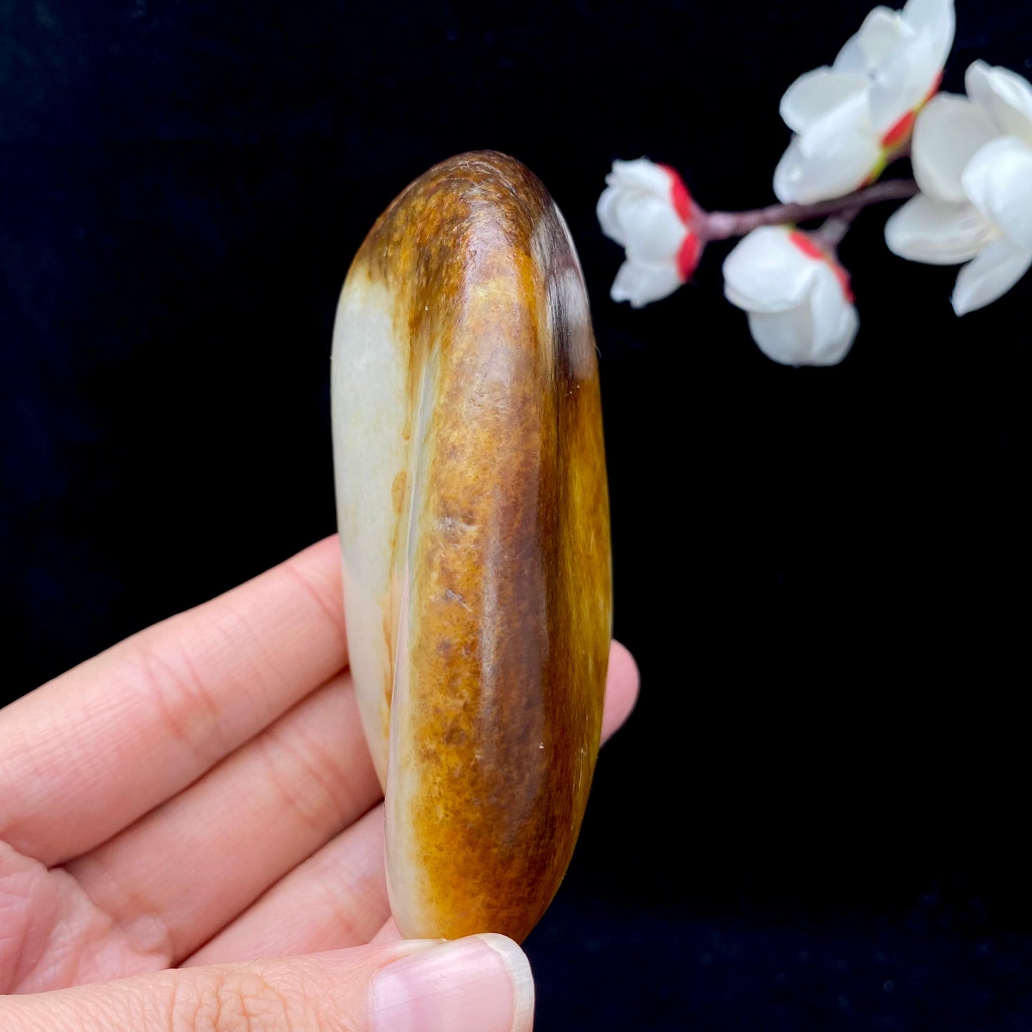 和田玉聚红皮籽料原石(216.5g)
