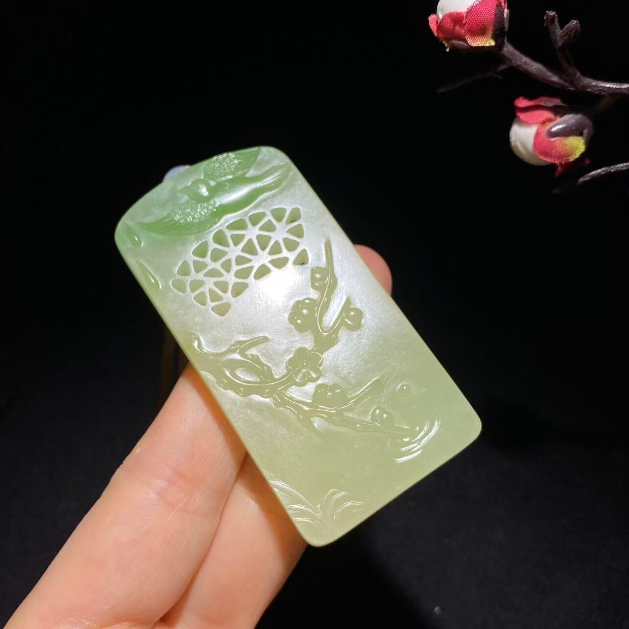 和田玉山流水喜上眉梢挂件(46.5g)