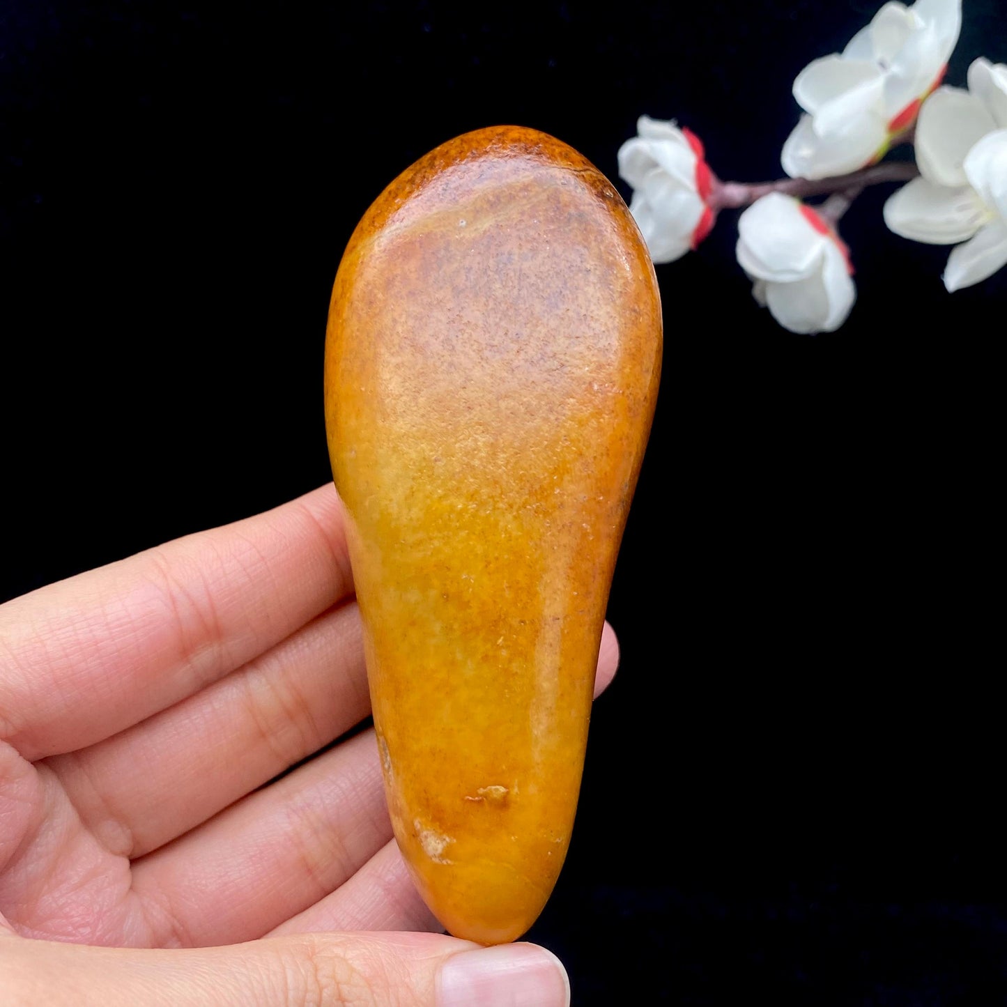 和田玉红沁皮籽料原石(186g)