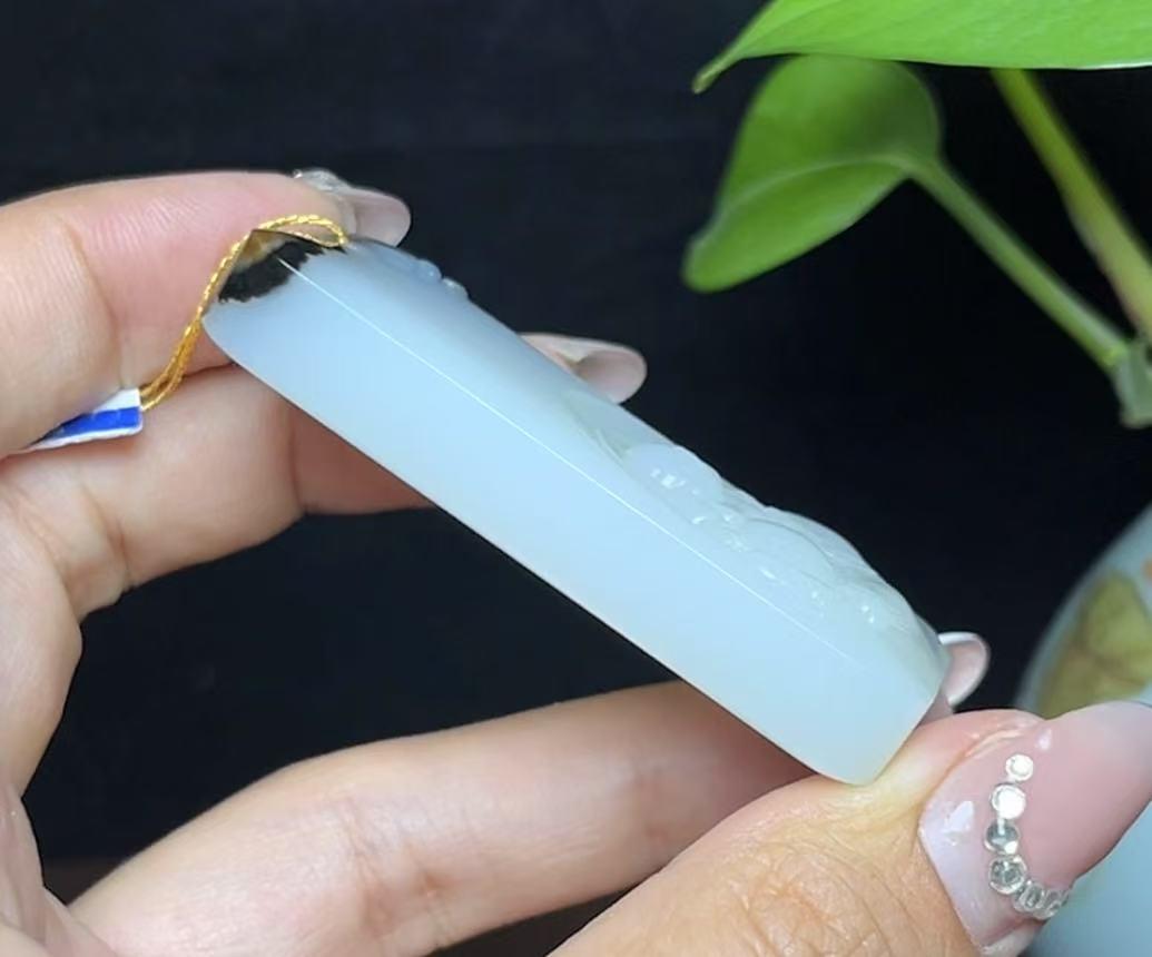 和田玉籽料羊脂玉佛公挂件(46.2g)