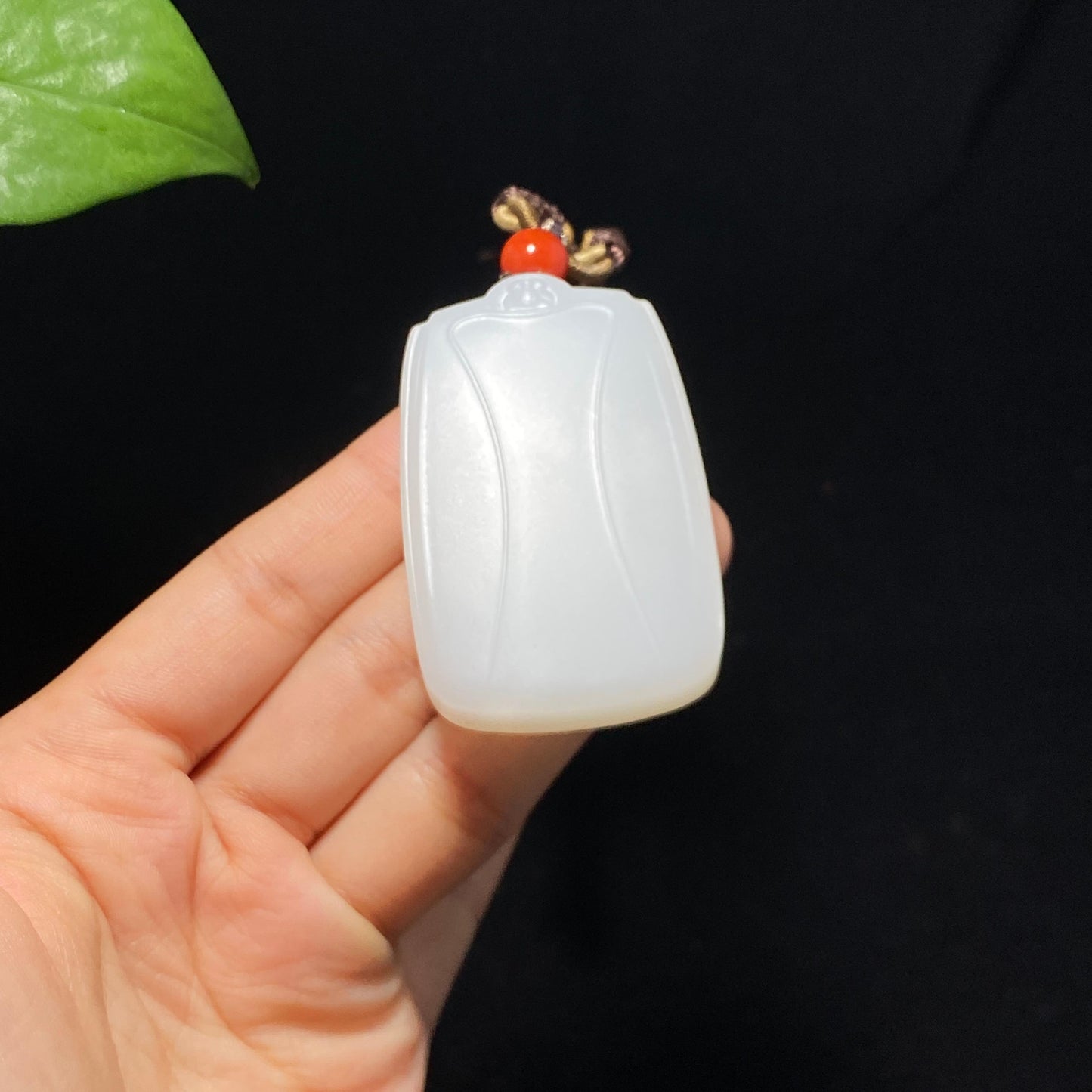 精品和田羊脂白玉普贤菩萨牌(52.5g)