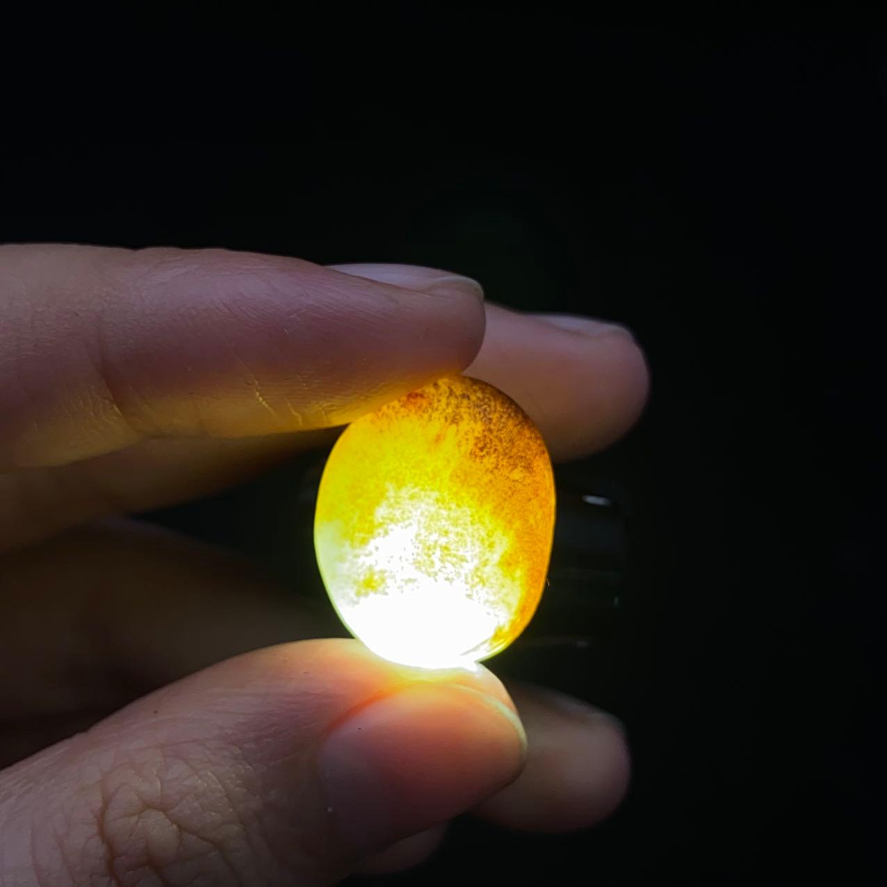 和田玉红皮籽料戒面籽(4.2g)
