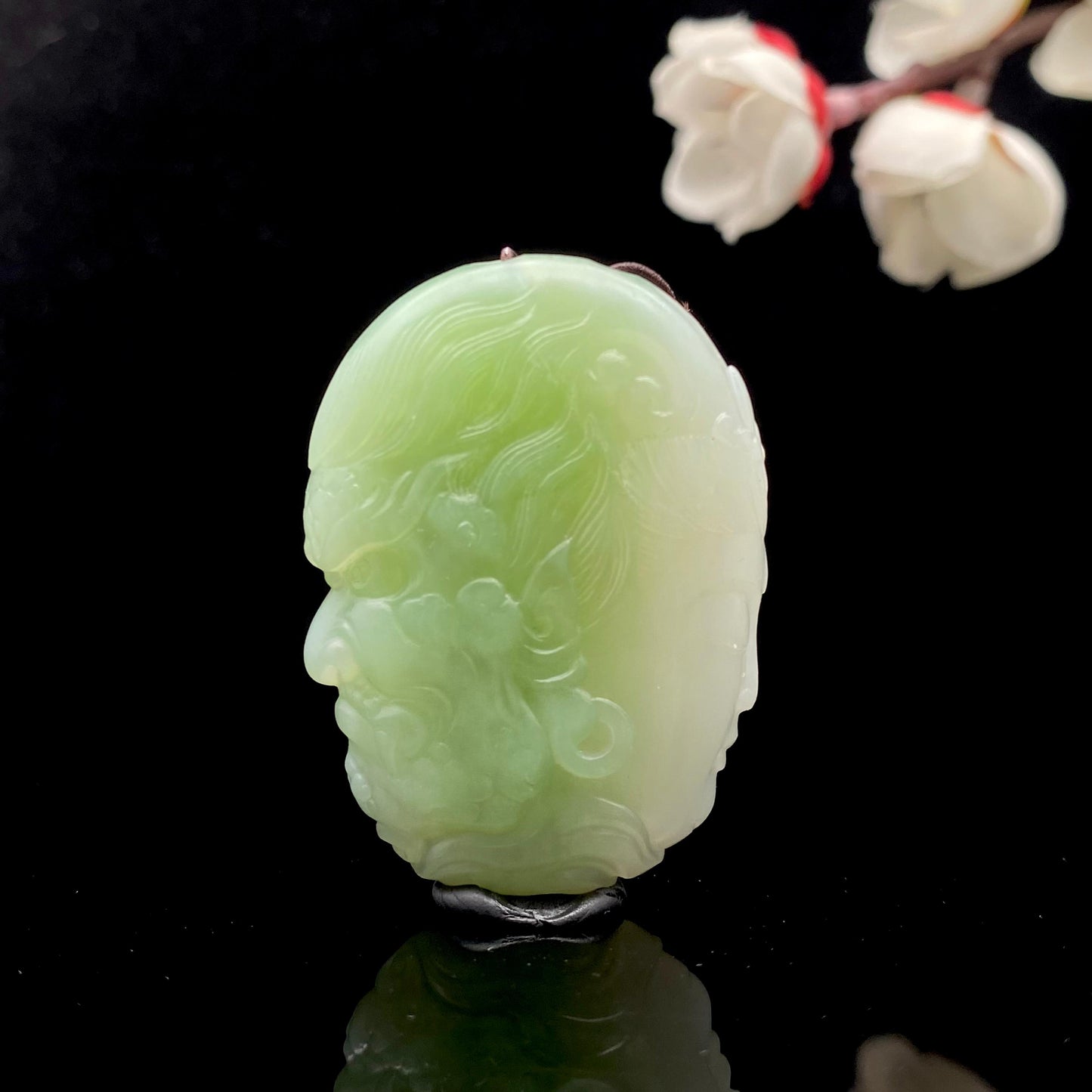 和田玉白玉带翠【一念之间】挂件(30g)