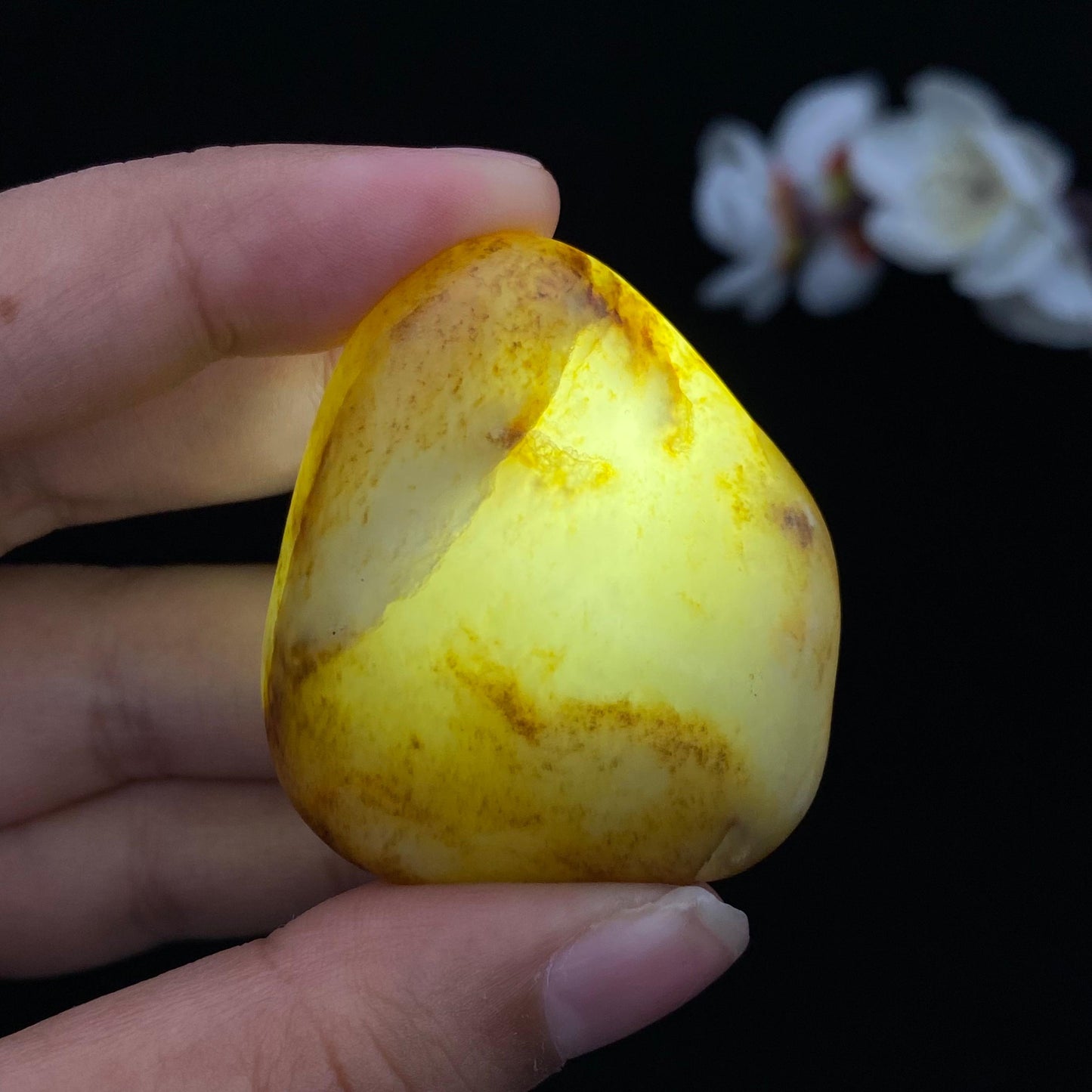 和田玉聚黄皮籽料挂件(46g)