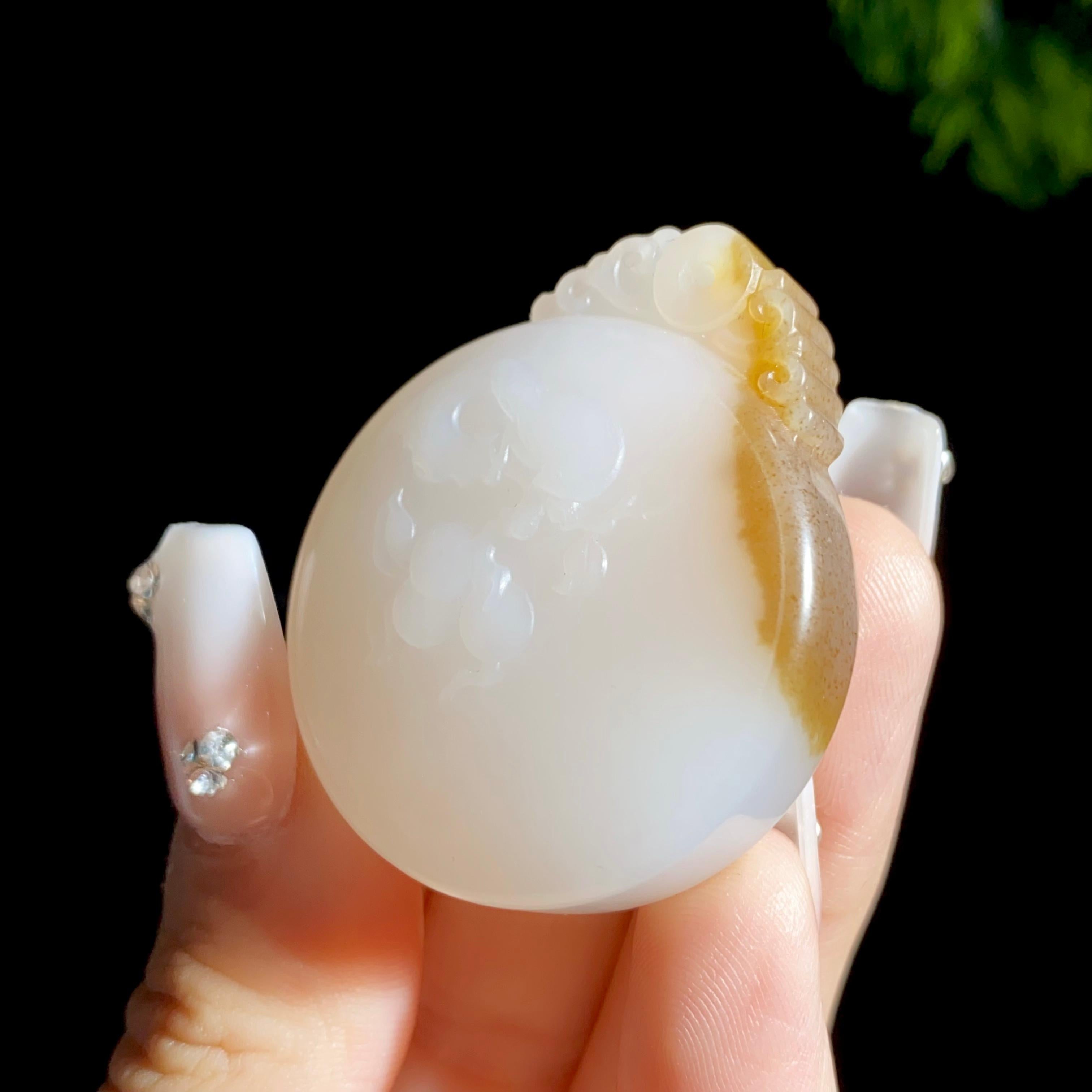 中国古美術品　清の時代　和田白玉 砡　童子如意　蘇工　53g 和田玉糖白喜上眉梢挂件（35.5g） – 厚德载玉