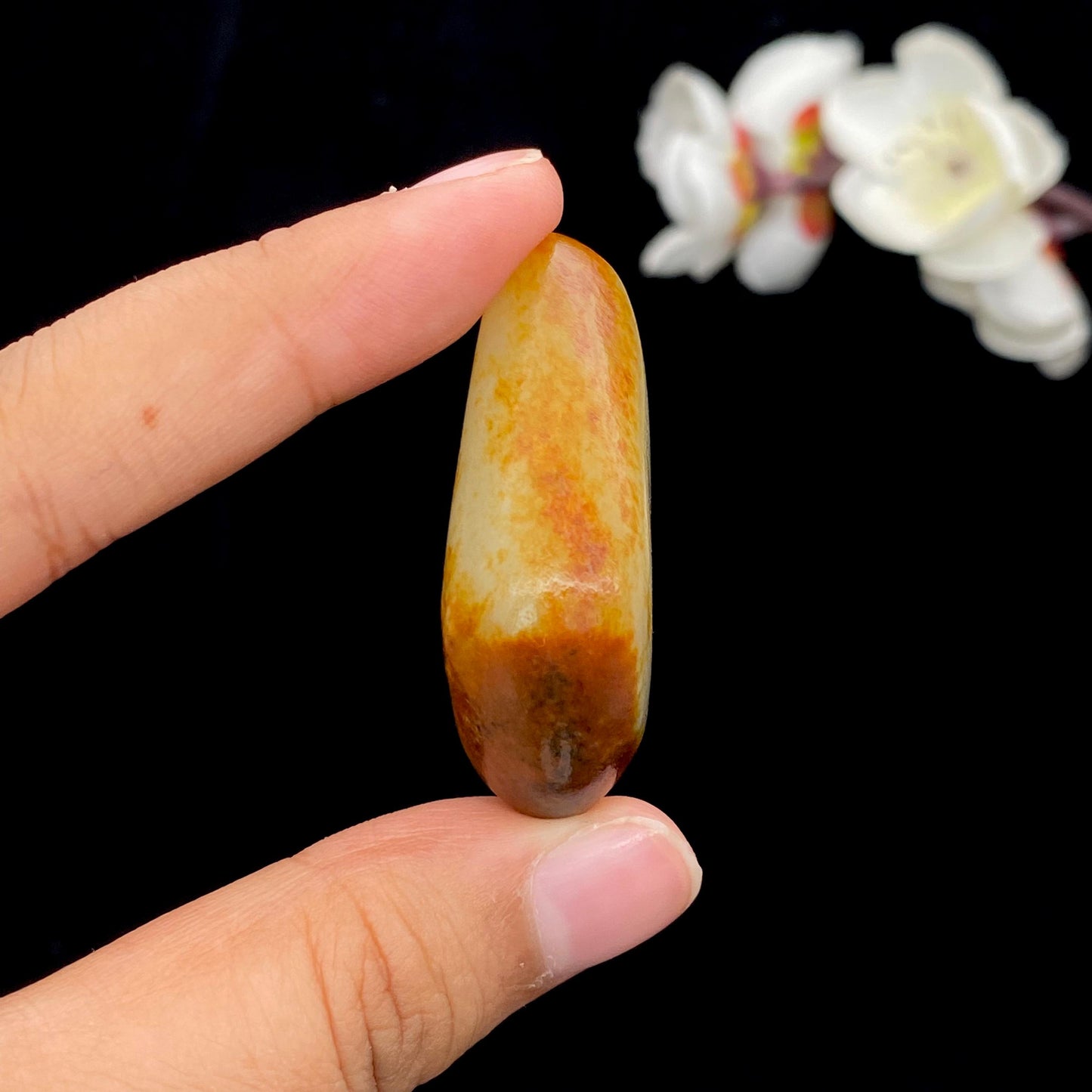 和田玉聚红皮青花底籽料挂件(23.3g)