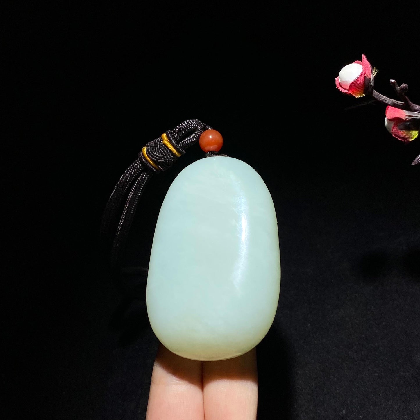 新疆且末糖白花开富贵手把件(46.3g)