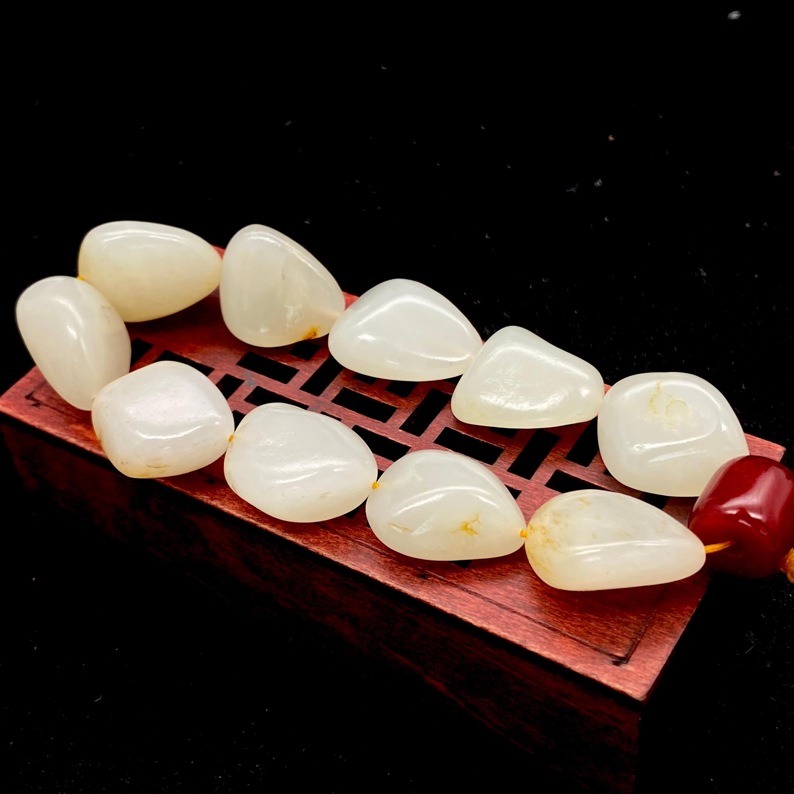 和田玉洒金皮【精品手串】(53.8g)