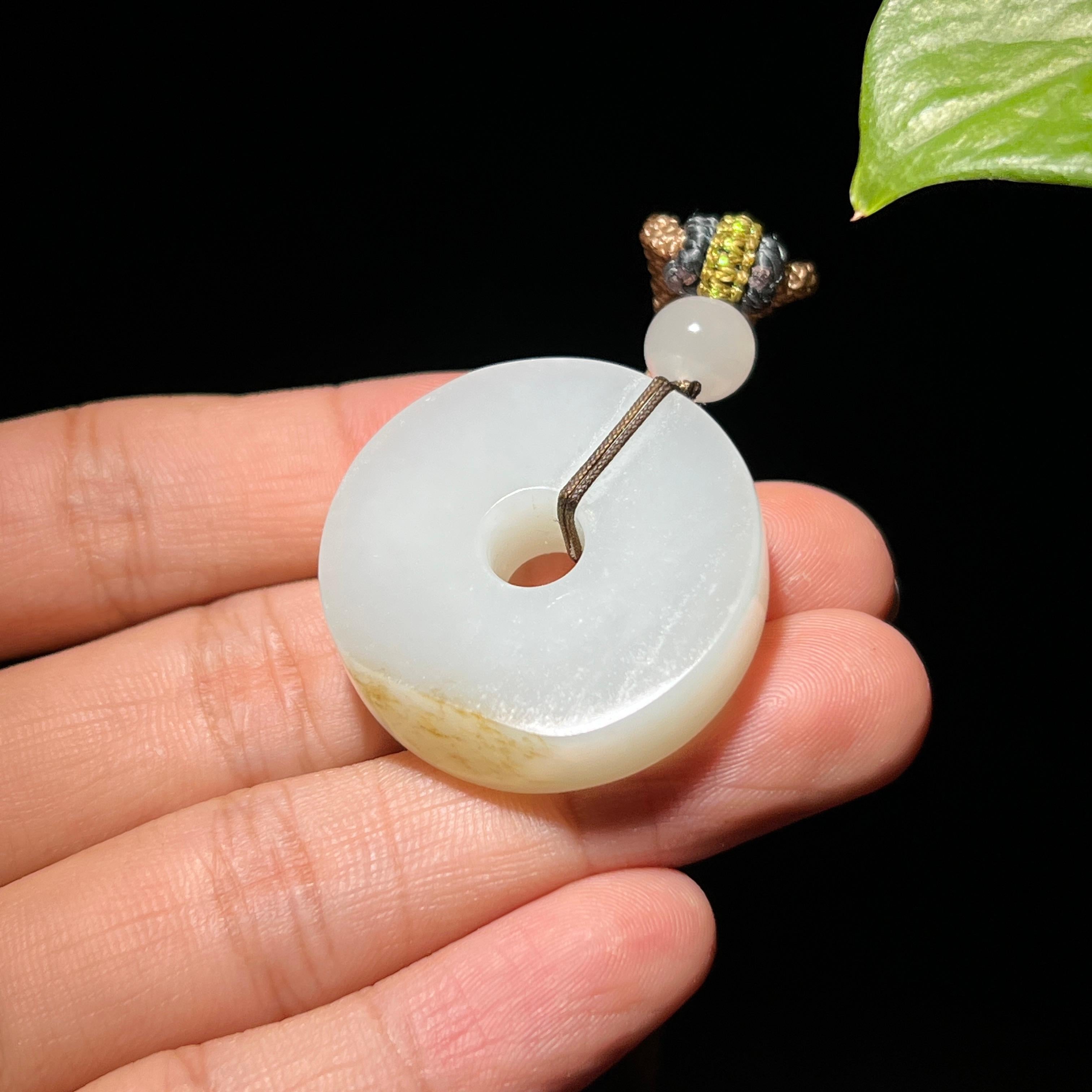 和田玉籽料洒金皮平安扣挂件(21.3g)