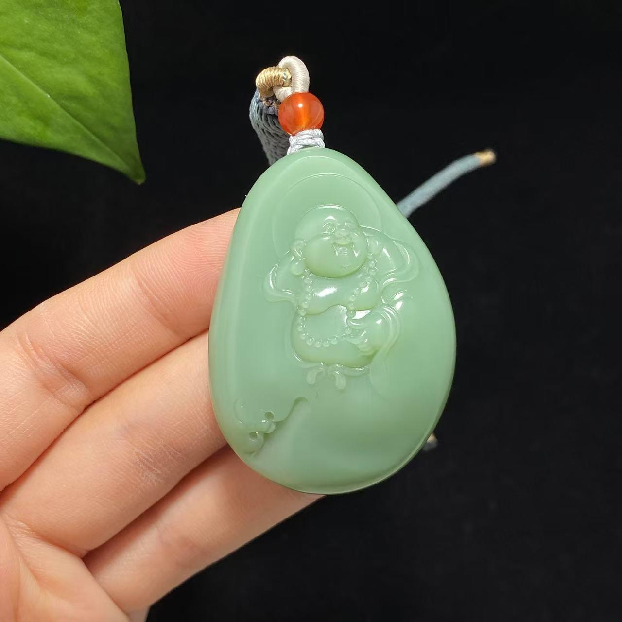 和田玉高品质碧玉粉青佛公挂件(42.9g)