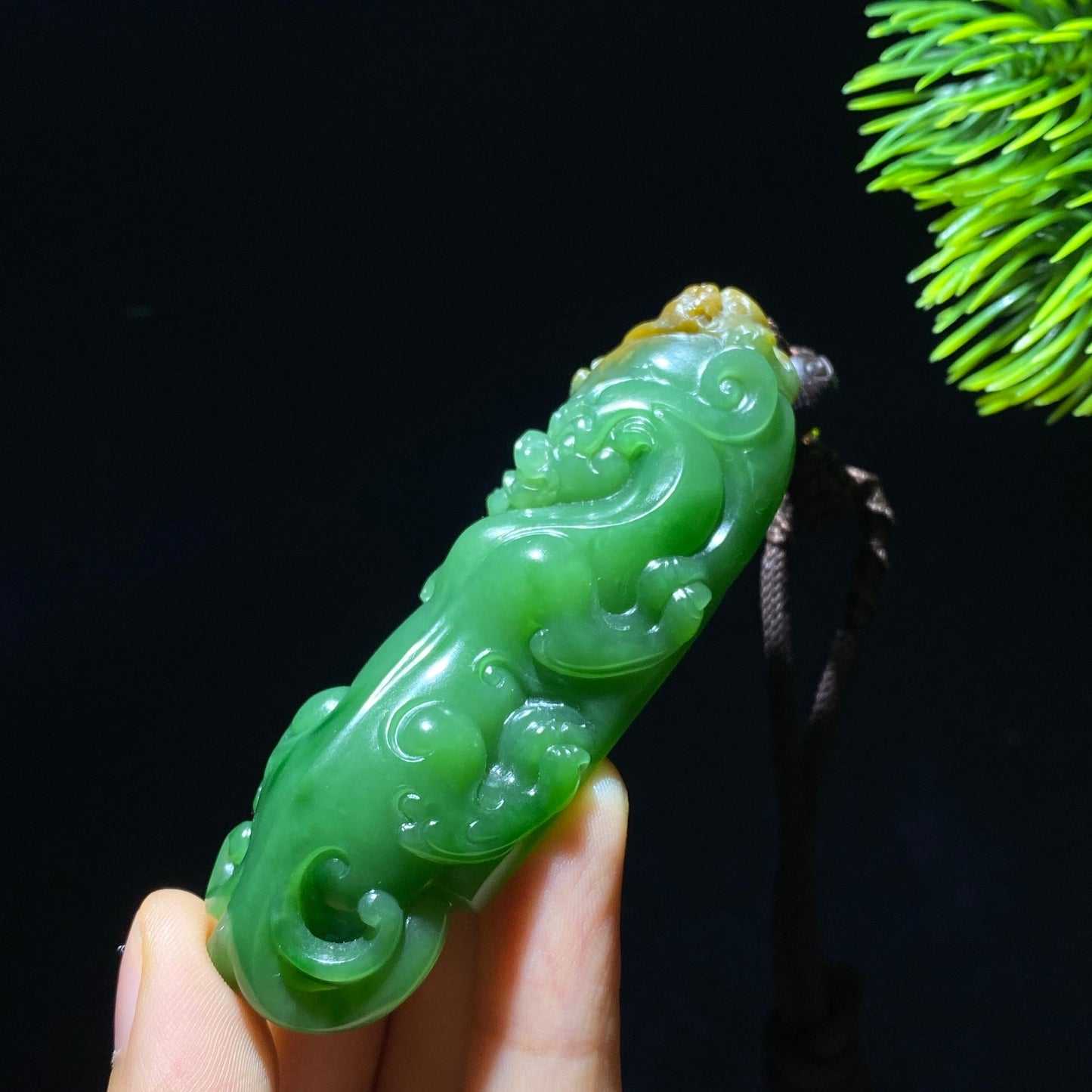 和田玉碧玉螭龙挂件(46.7g)