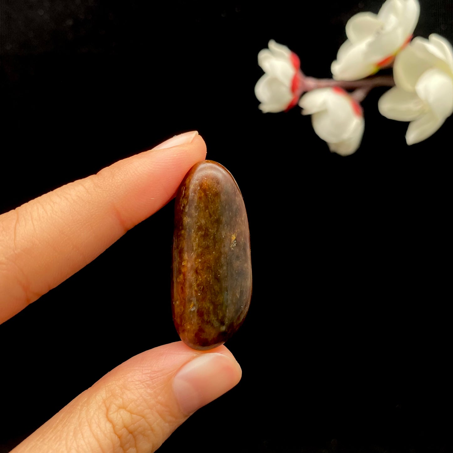 【超值推荐】和田玉-红沁皮籽料原石