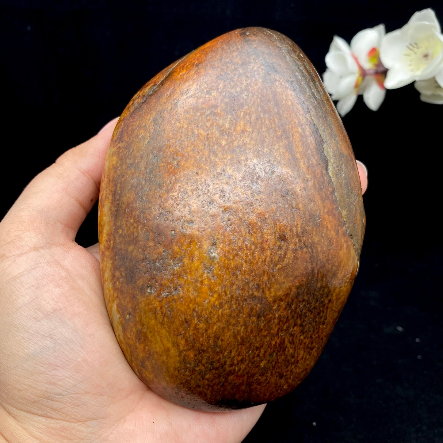 和田玉-黄沁皮漏青白肉籽料原石
