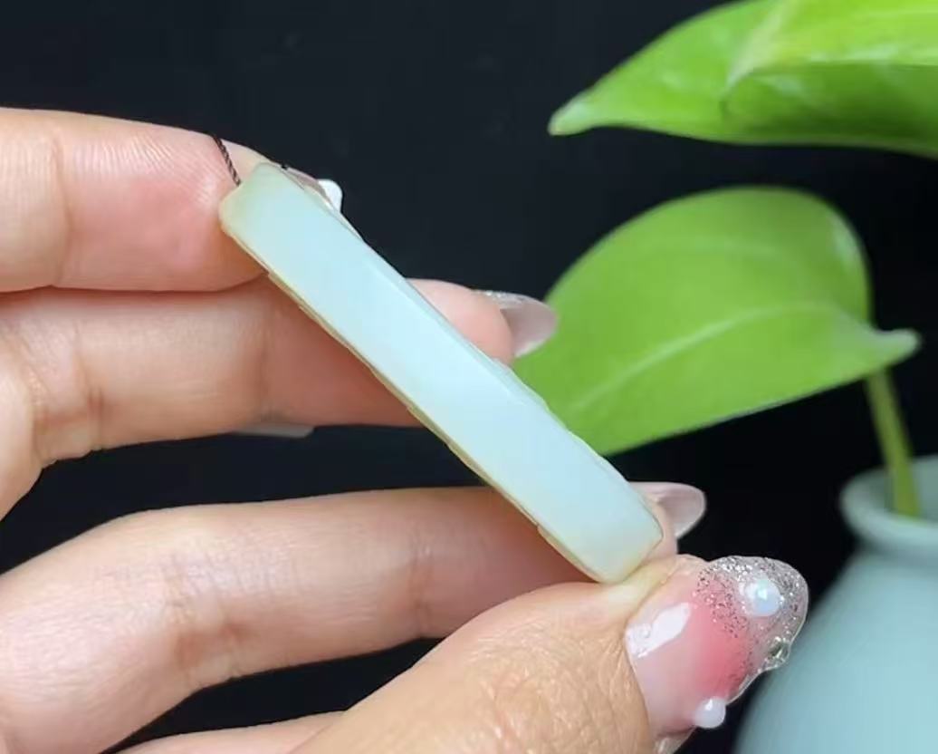 新疆和田玉且末糖下山虎