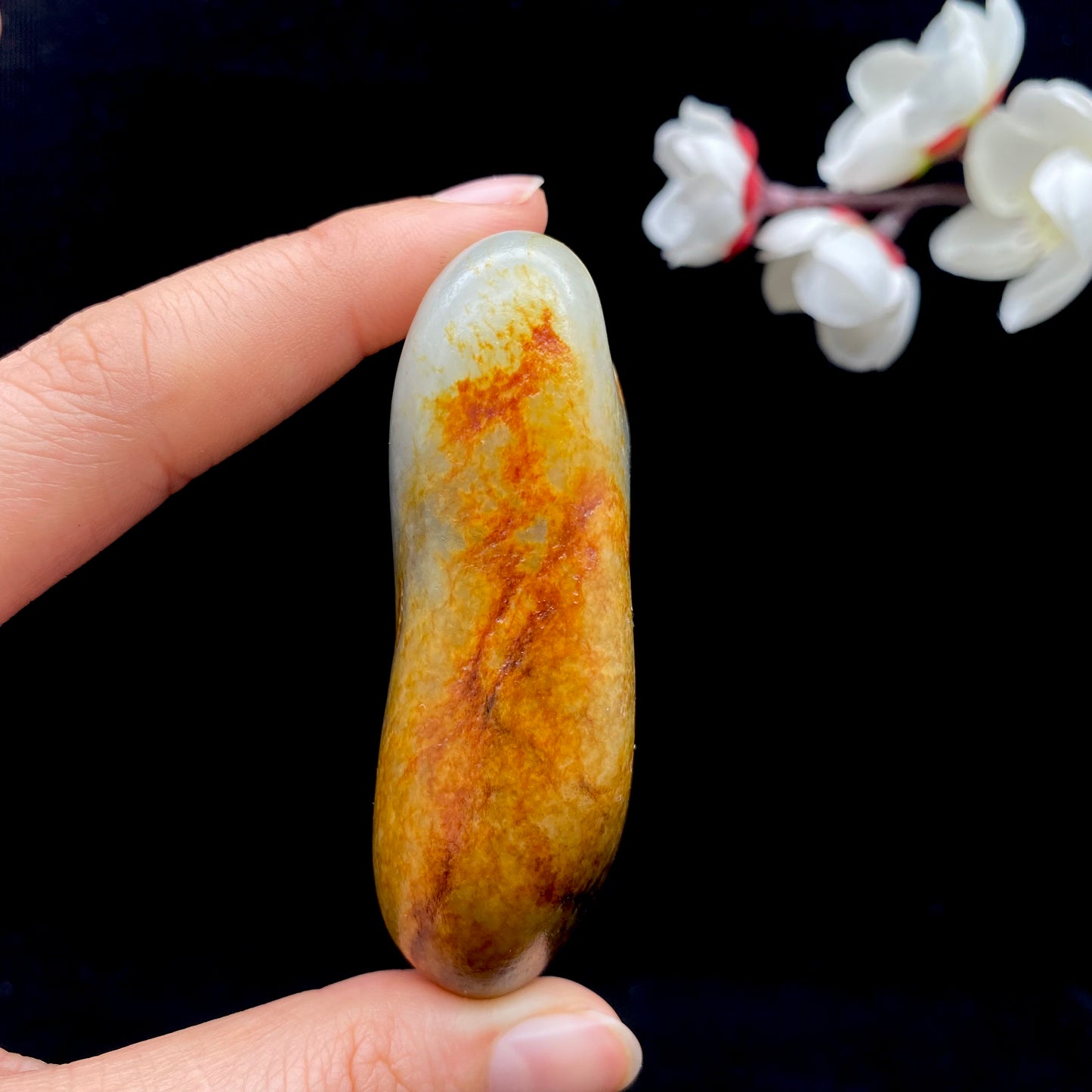 和田玉-聚黄皮青花籽料原石