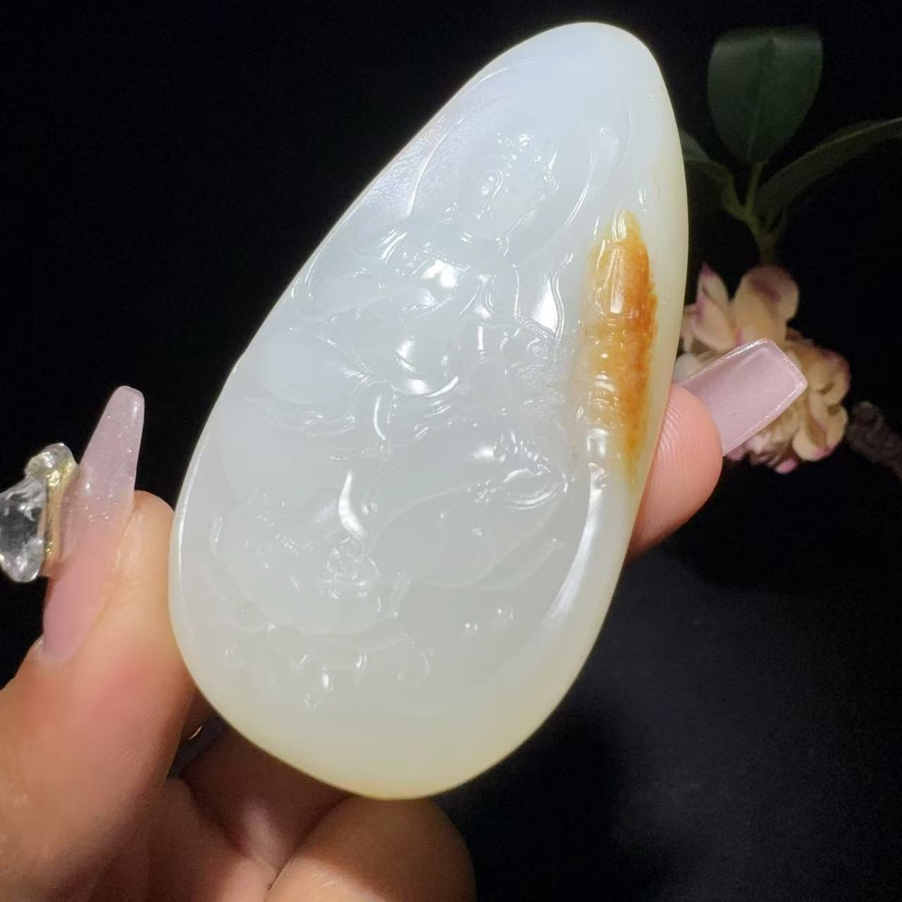 和田玉籽料挂件御龙观音