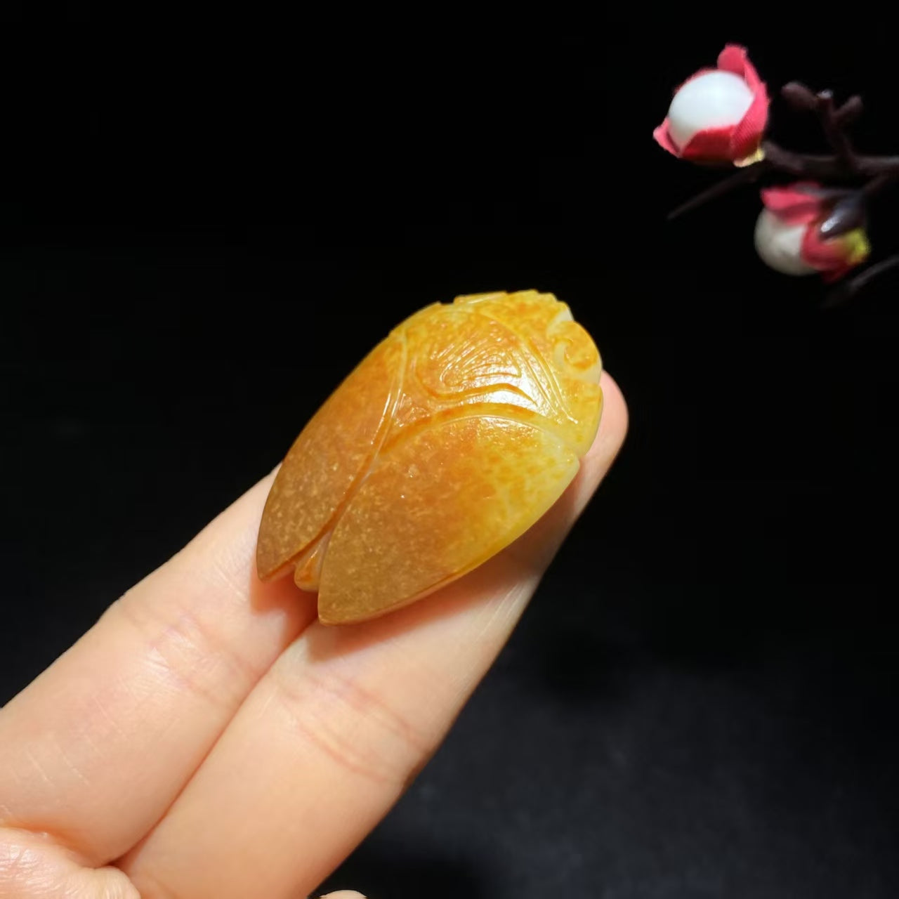 和田玉籽料洒金红皮一鸣惊人