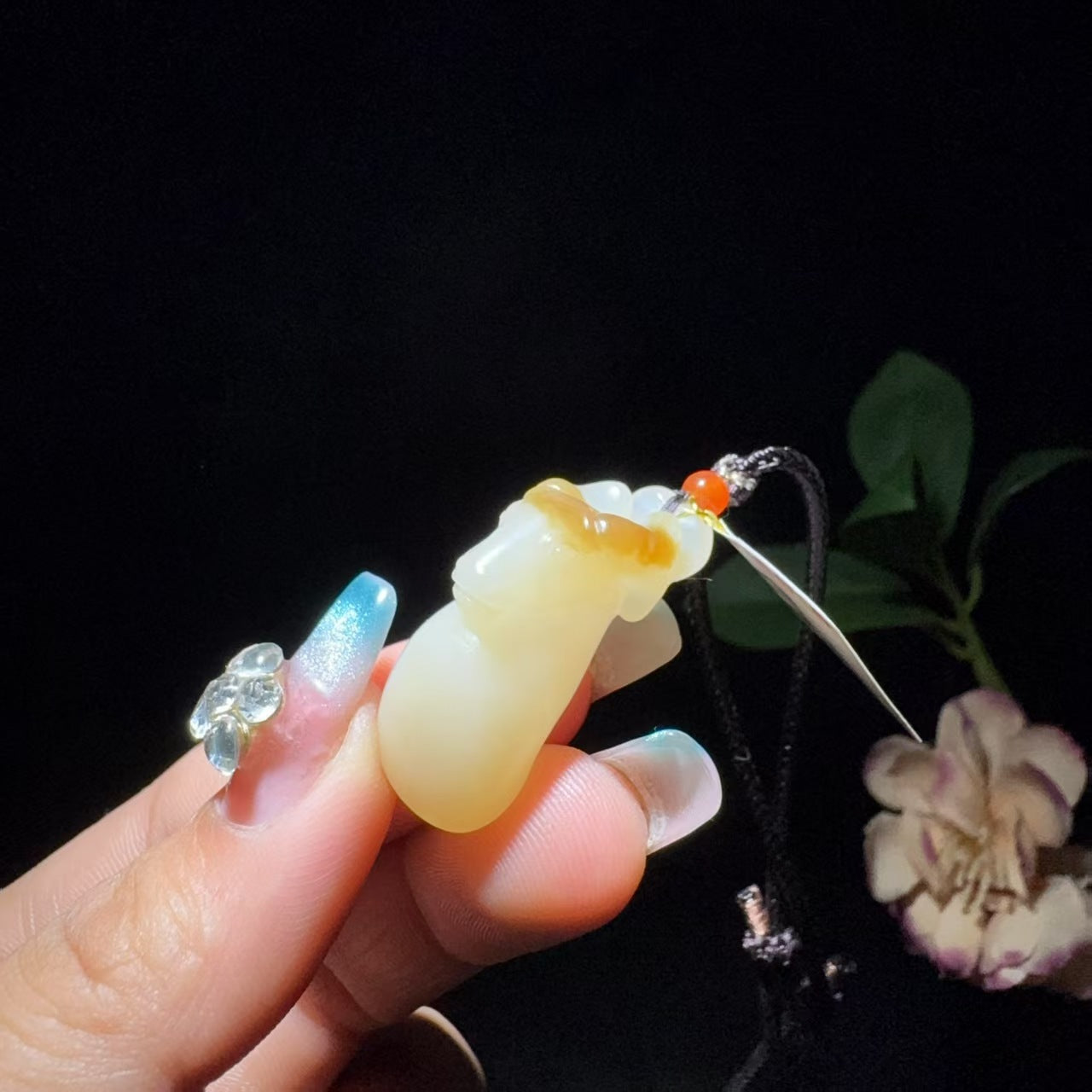 和田玉糖白挂件鹿