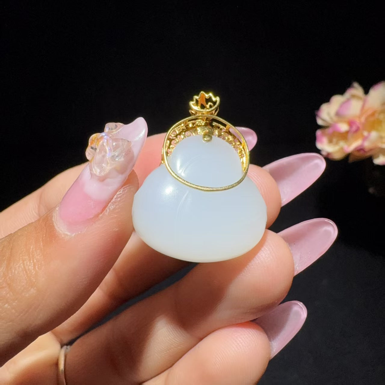 和田玉白玉金镶玉佛公