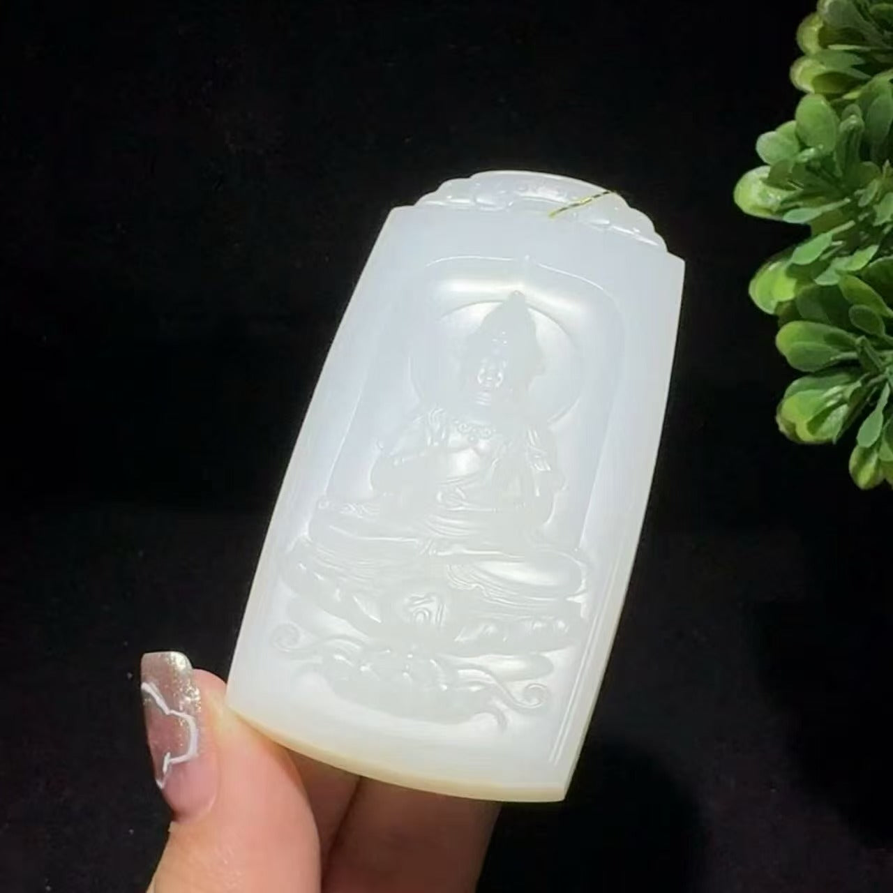 和田玉白玉观音牌