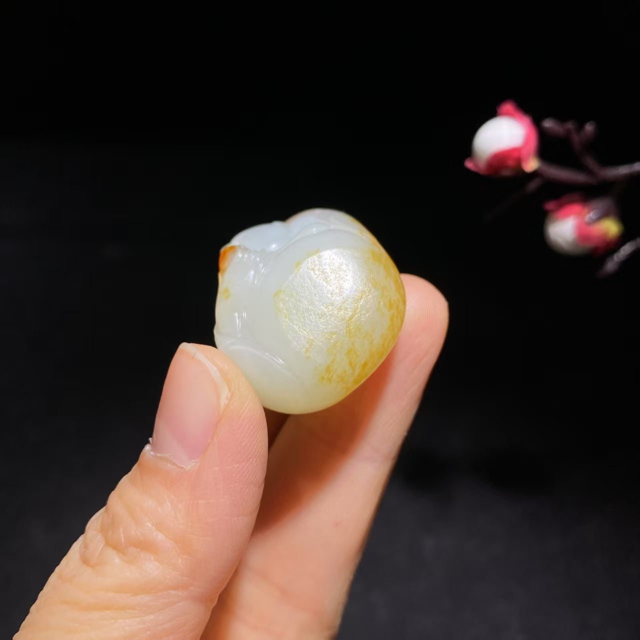 和田籽料洒红皮佛公