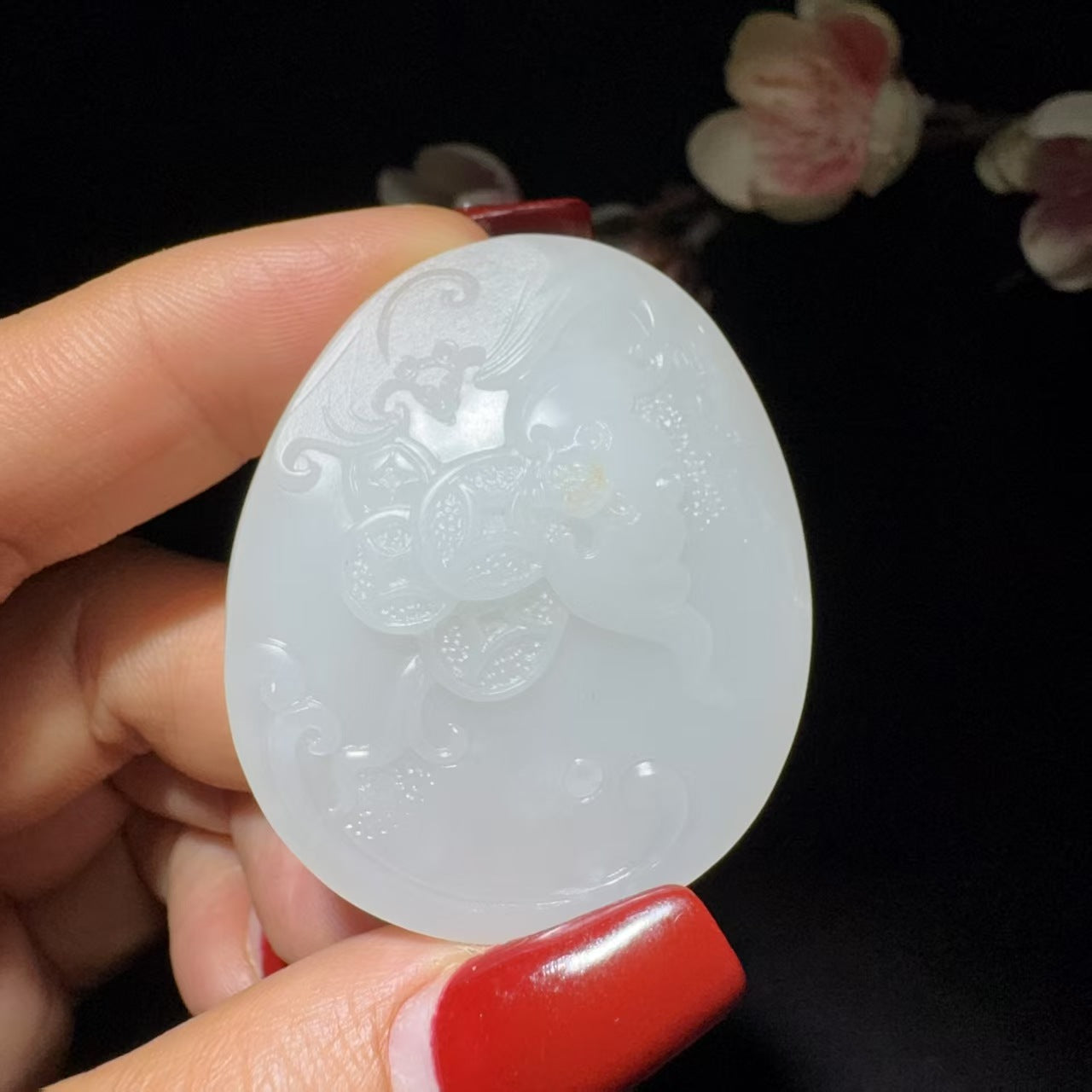 和田玉籽料挂件福在眼前