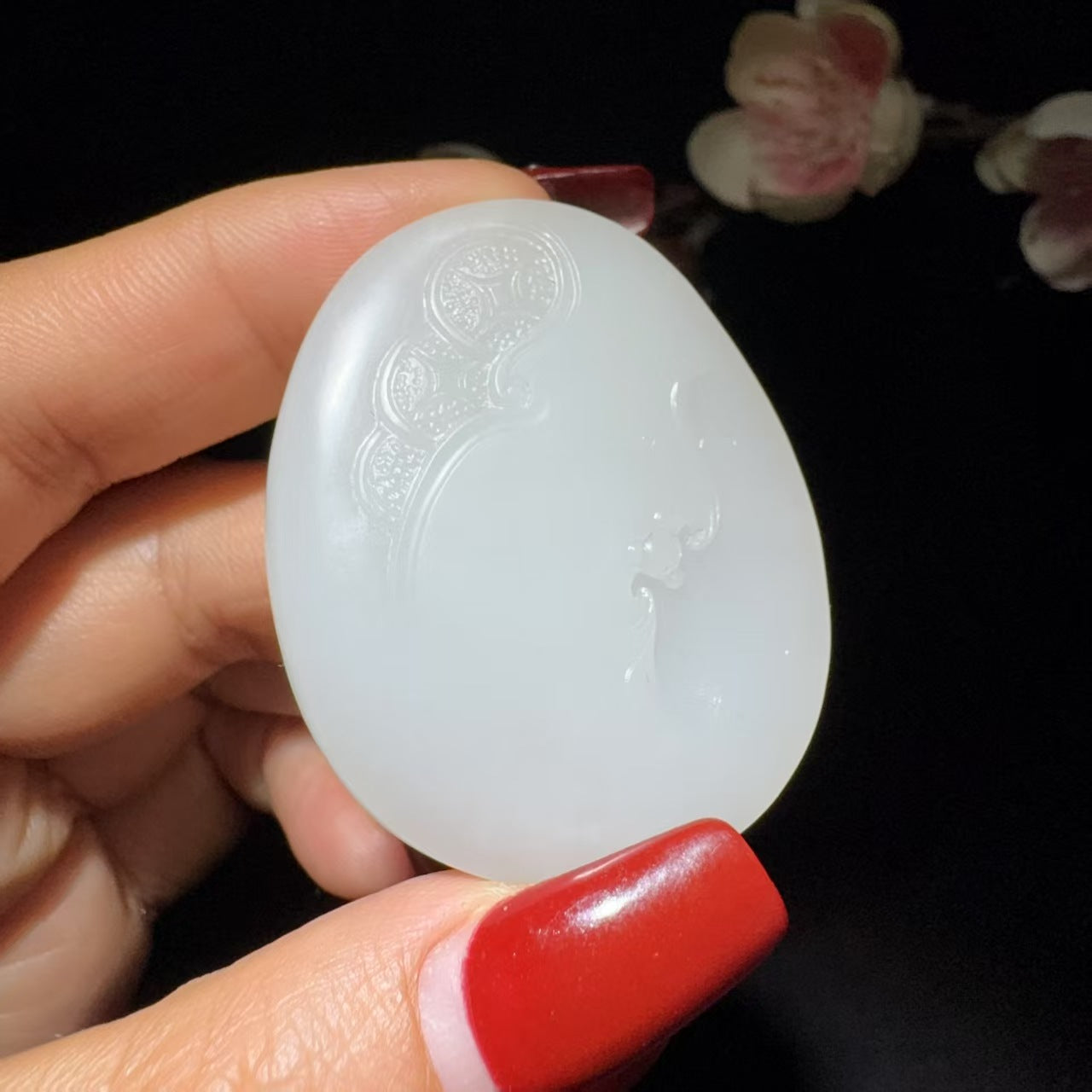 和田玉籽料挂件福在眼前