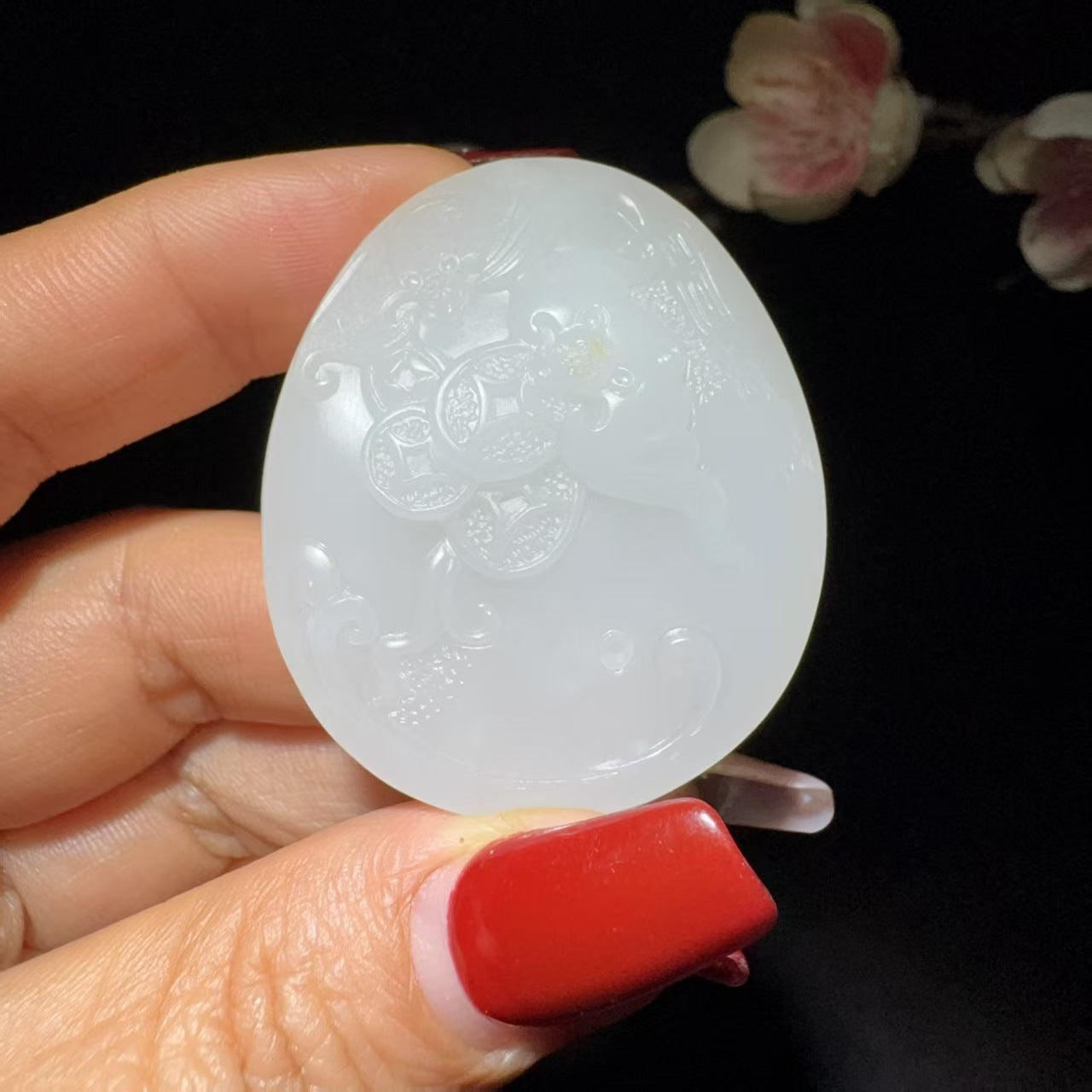 和田玉籽料挂件福在眼前