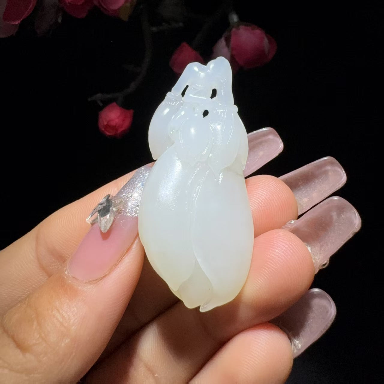 和田玉籽料挂件玉兰花