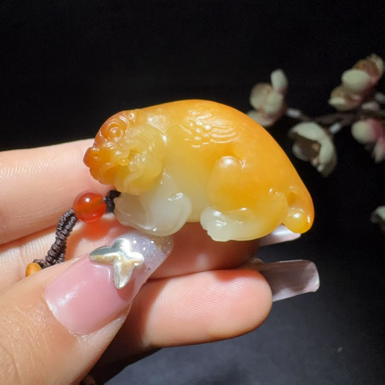 和田玉籽料挂件貔貅