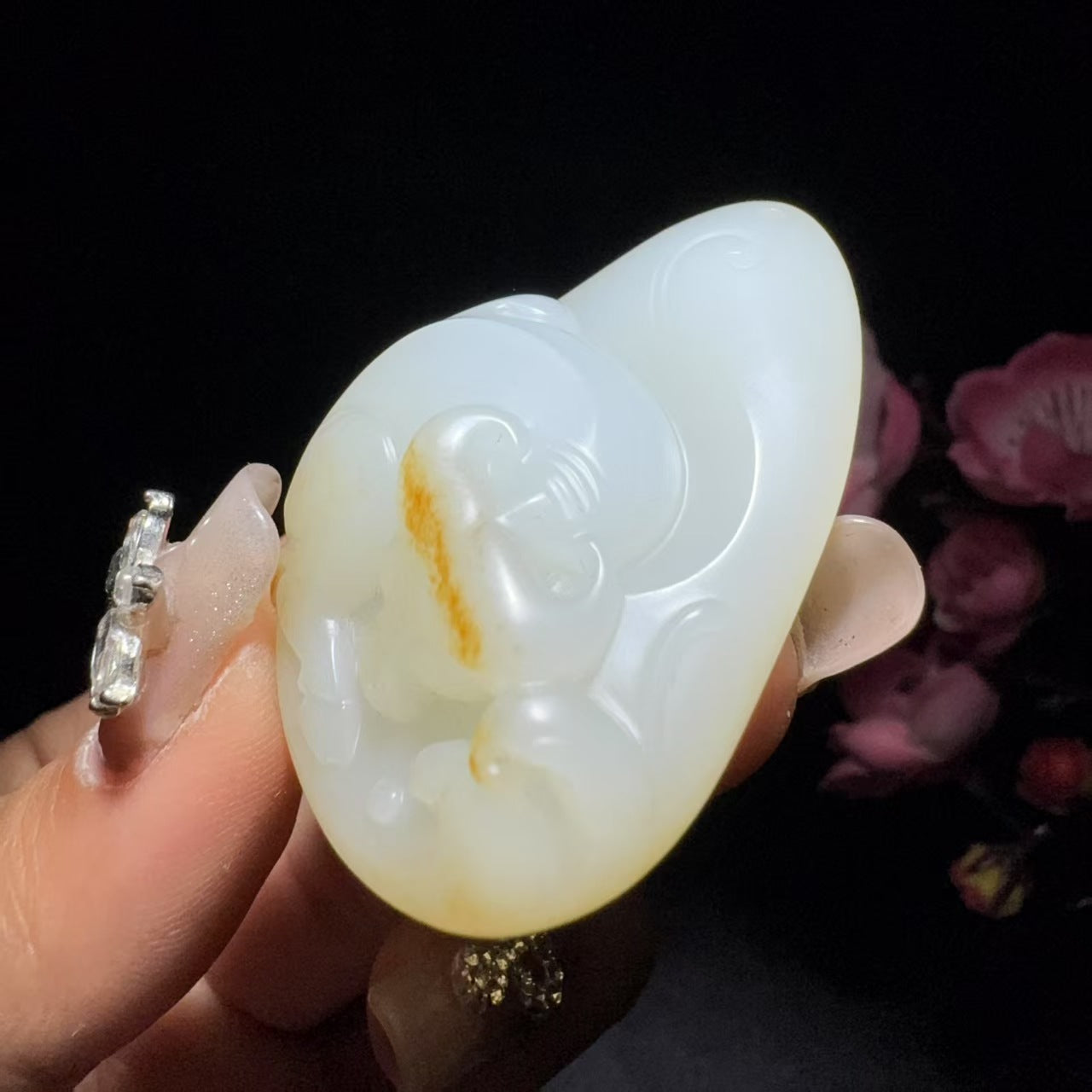和田玉籽料生肖牛挂件