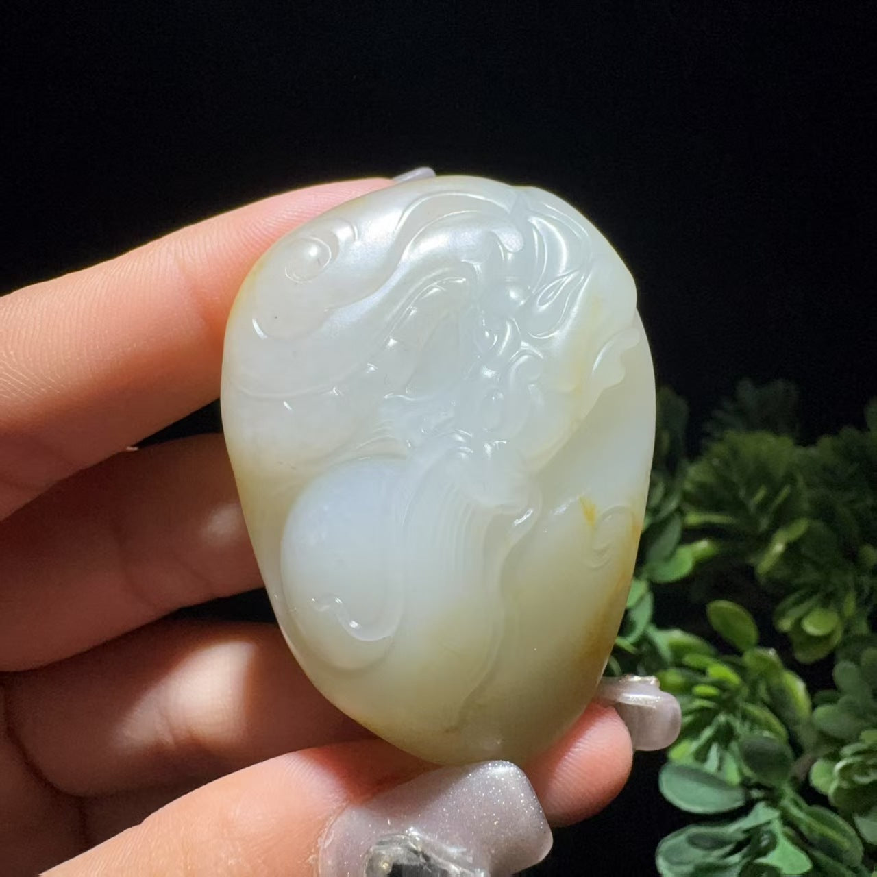 和田玉籽料龙挂件