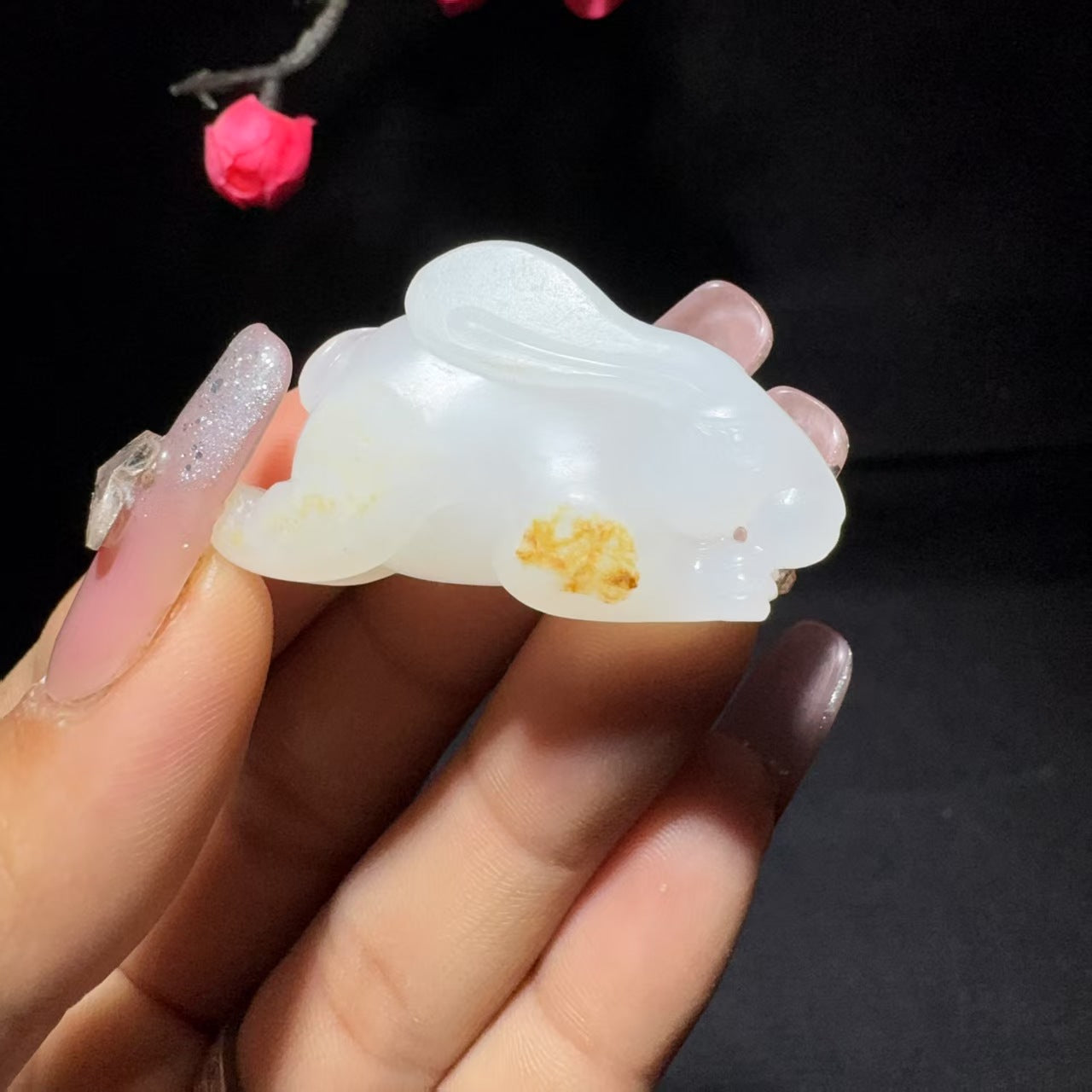 和田玉籽料兔子挂件