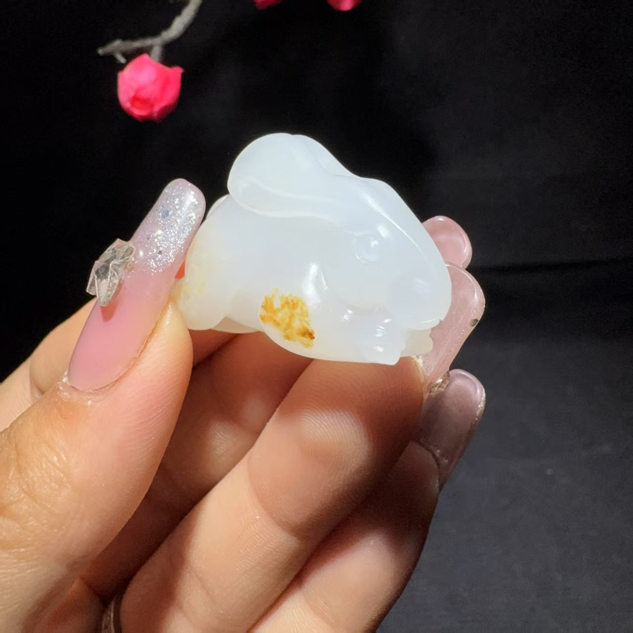 和田玉籽料兔子挂件