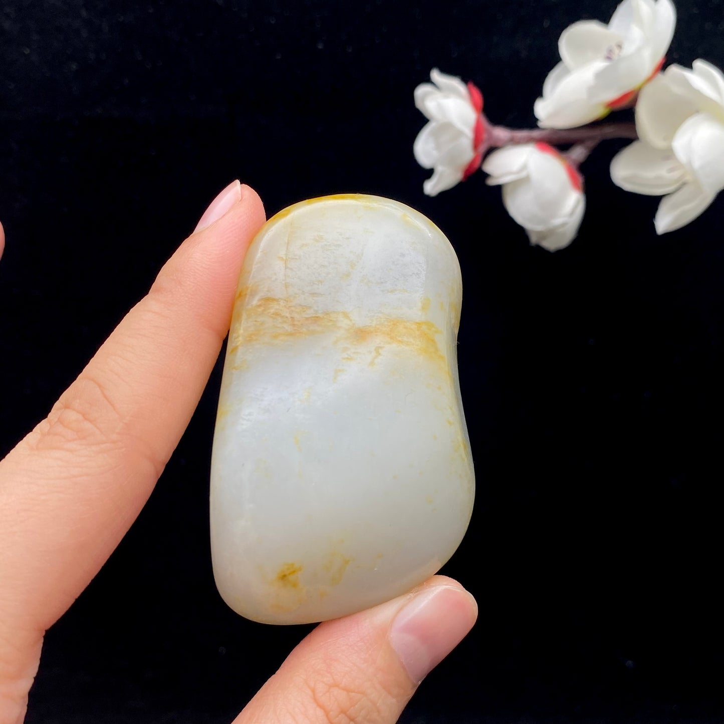 和田玉-洒金皮青花底籽料手把件