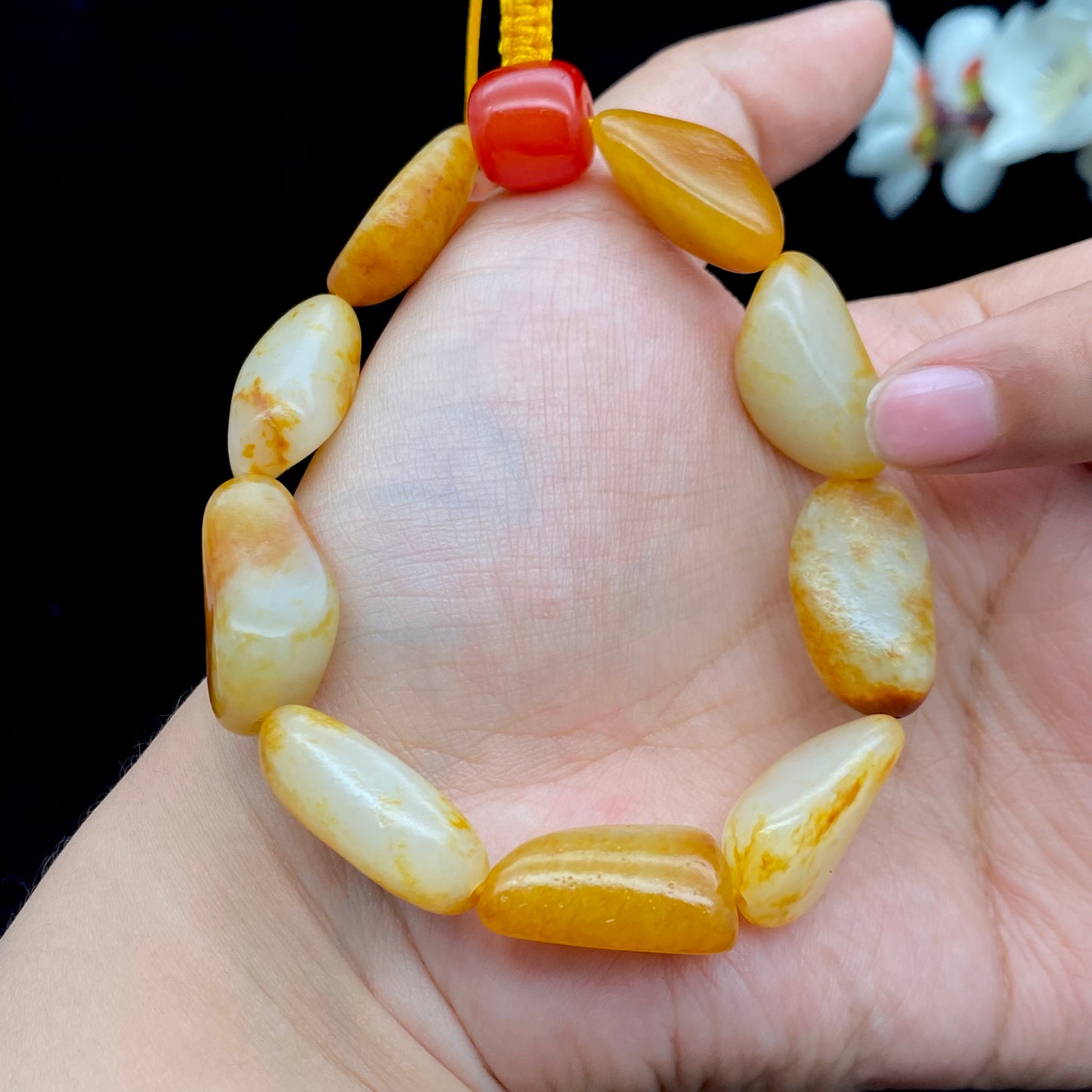 和田玉- 洒金皮白肉精品手串