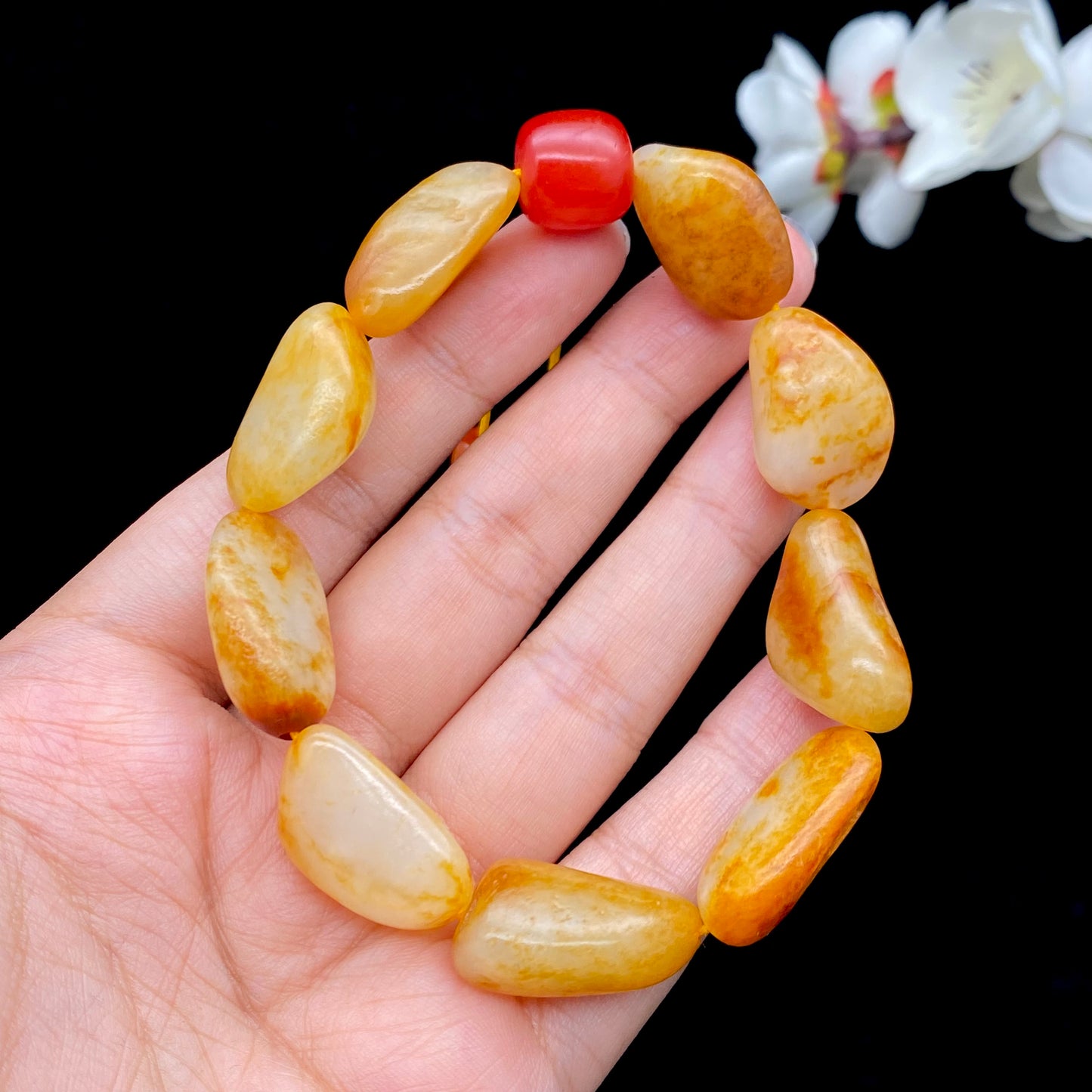 和田玉- 洒金皮白肉精品手串