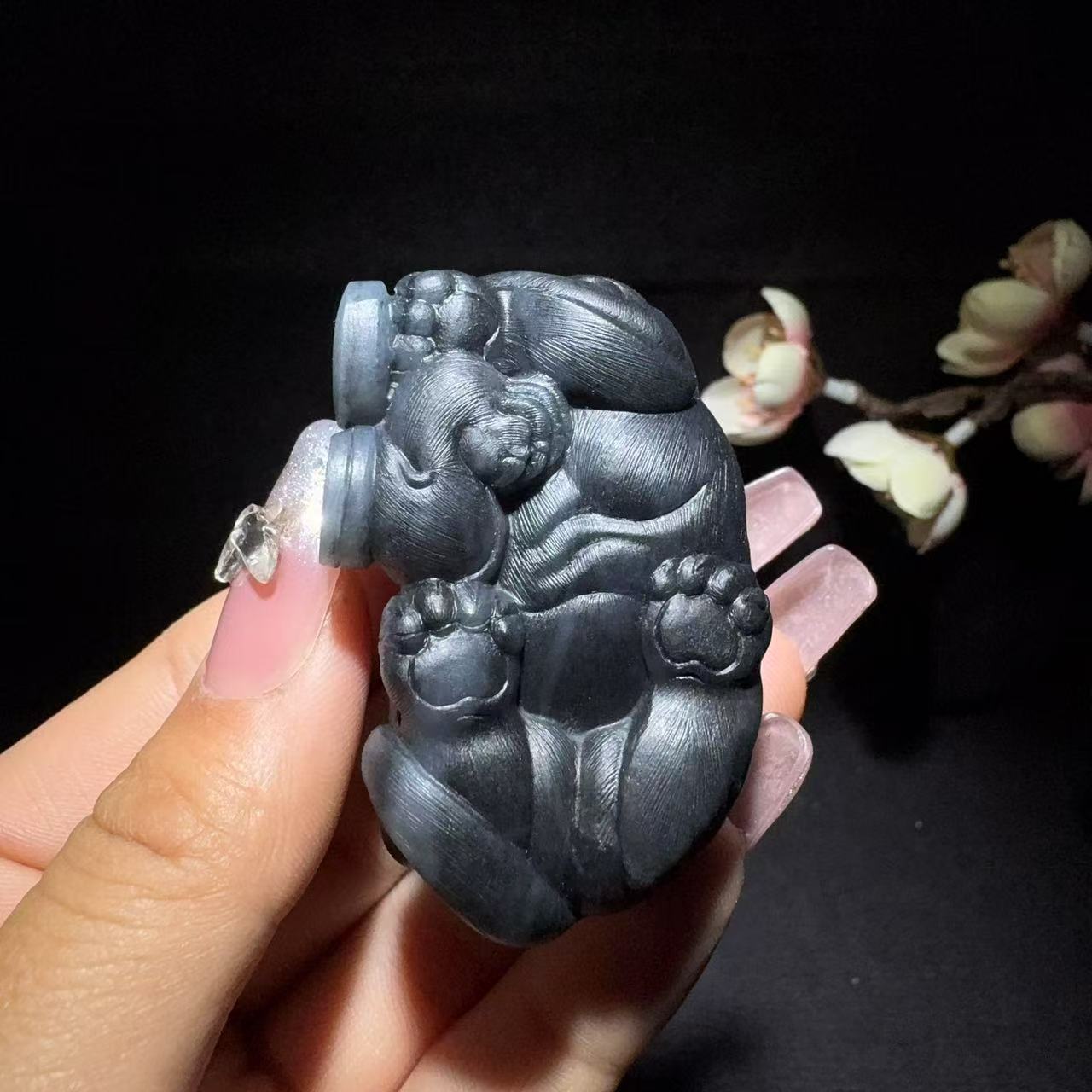 和田玉青花手把件旺财