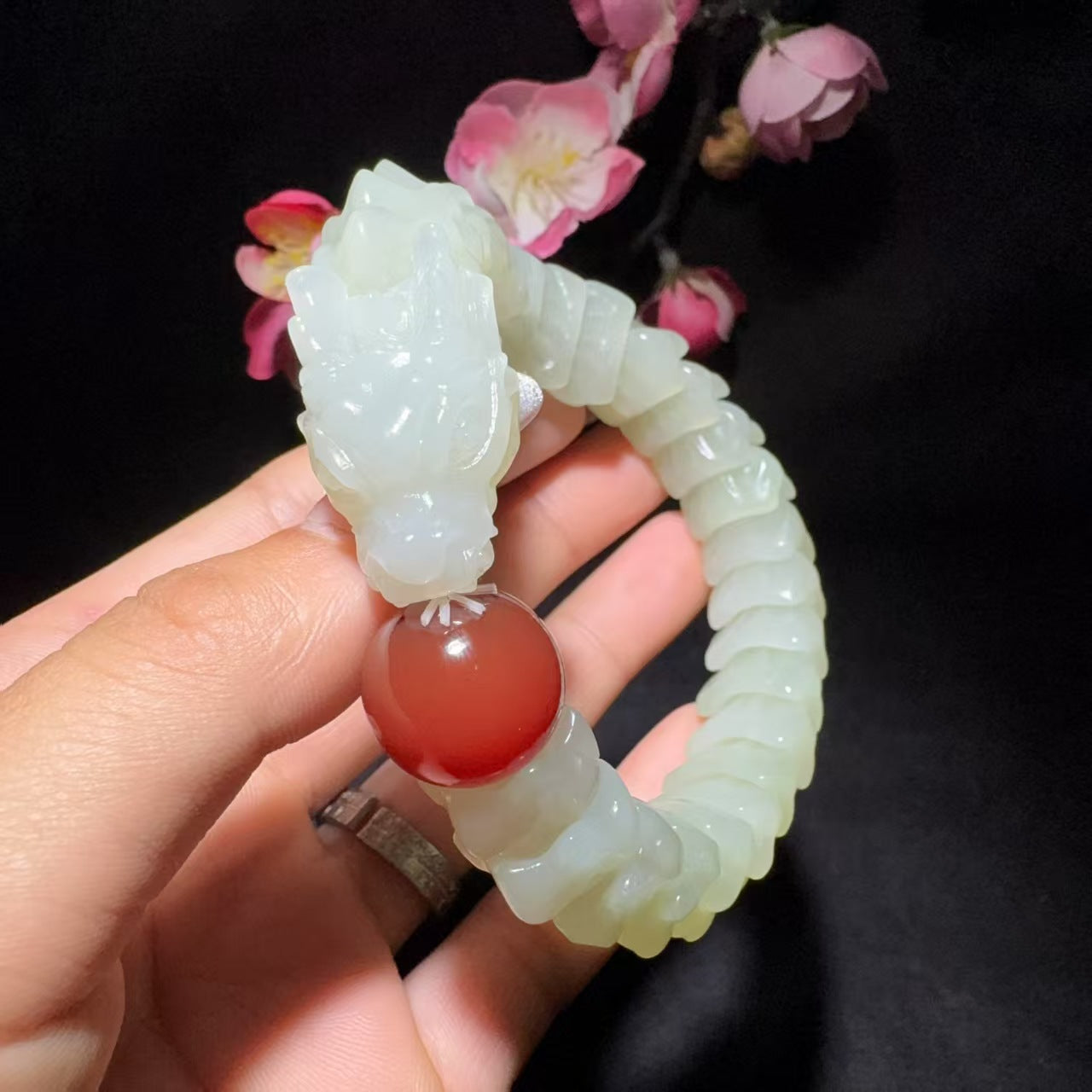 和田玉清水龙骨手串
