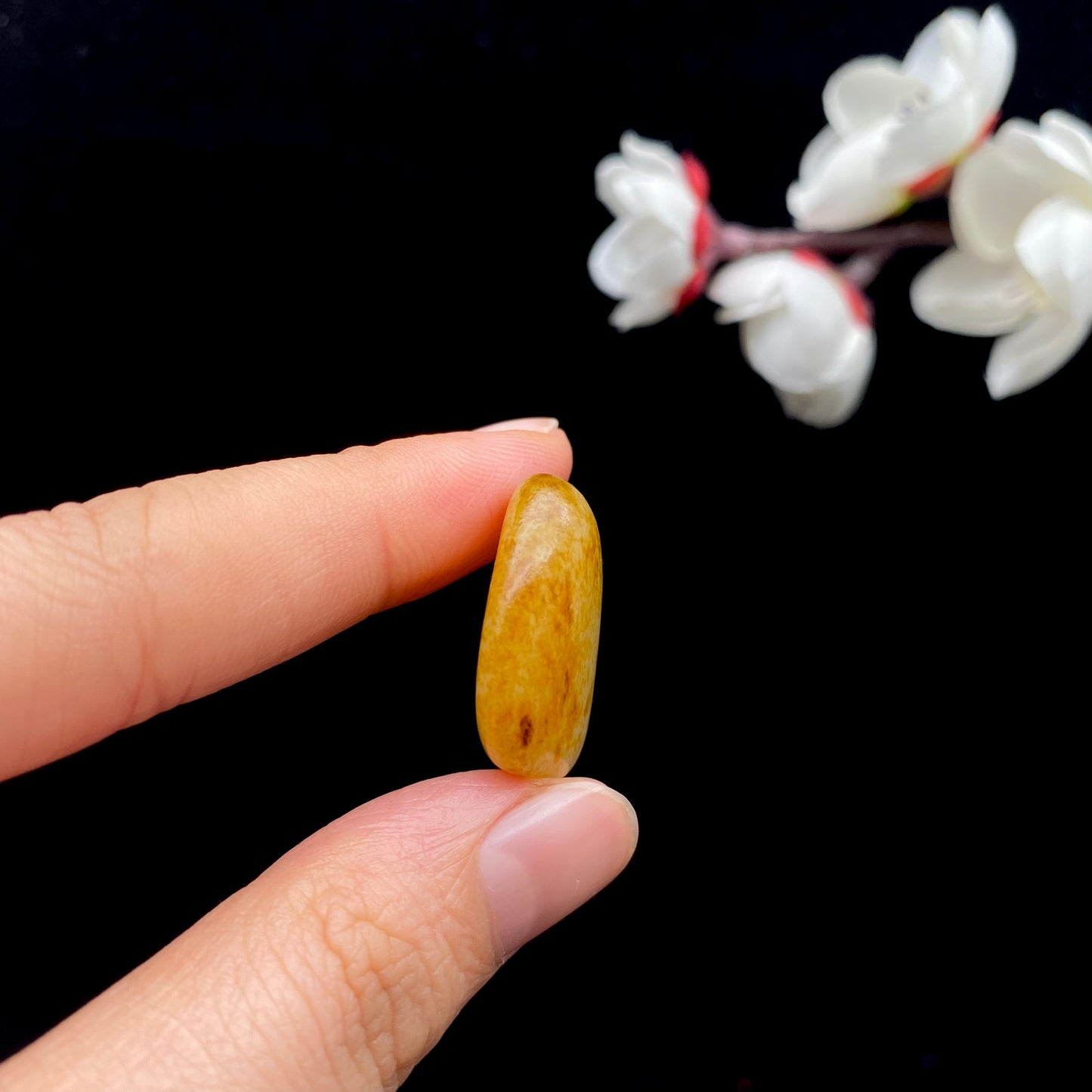 和田玉-洒金皮白肉籽料吊坠籽