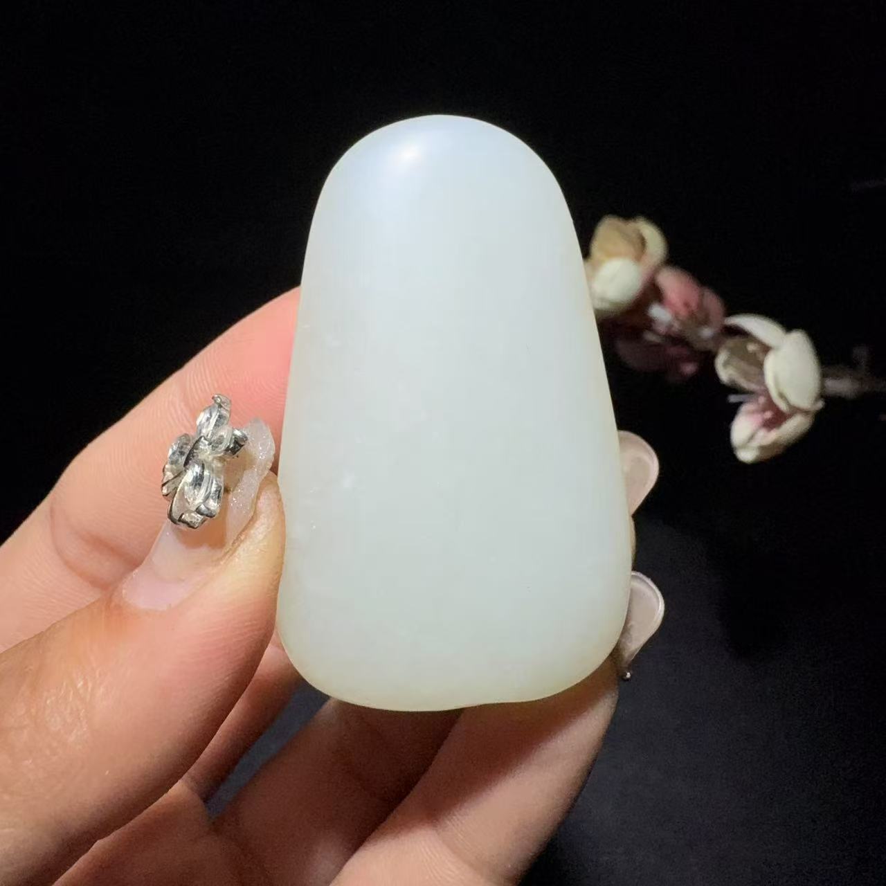 和田玉籽料挂件龙行天下