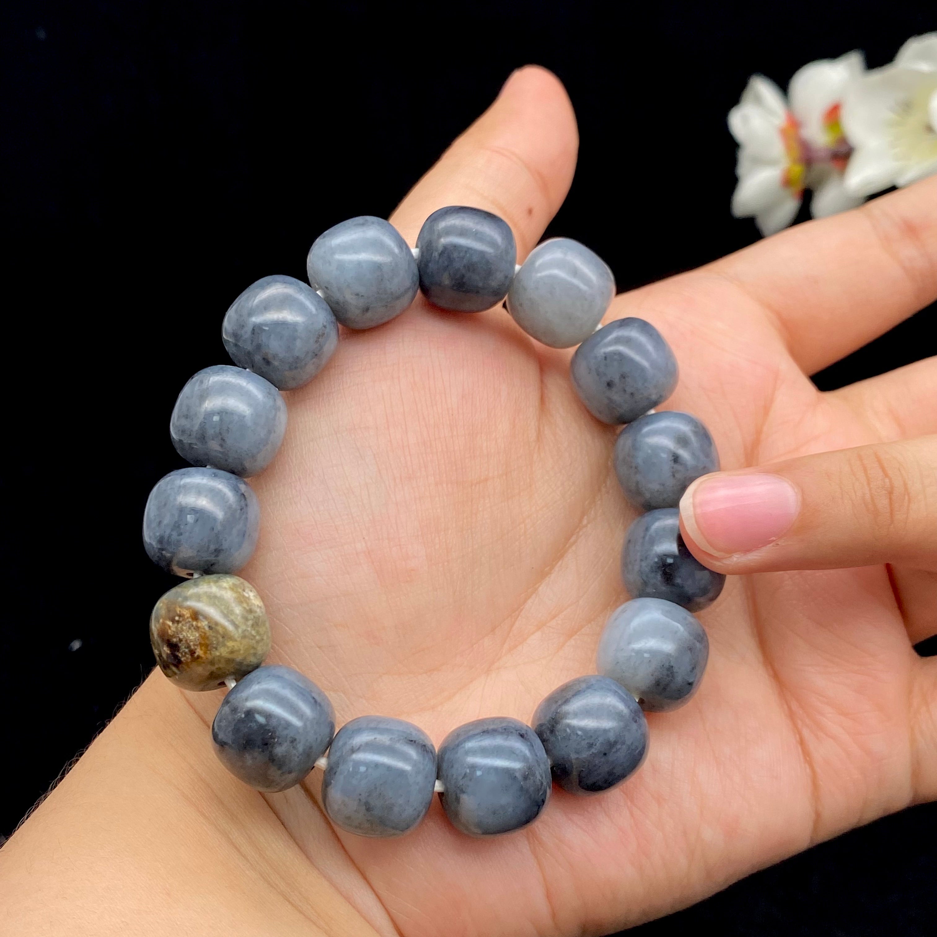 和田玉-青花籽料【老型珠手串】