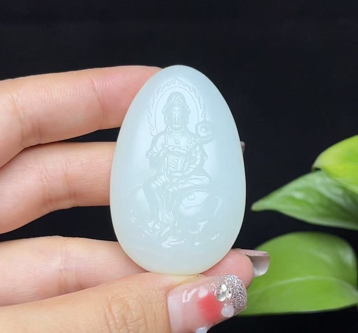 和田羊脂玉观音