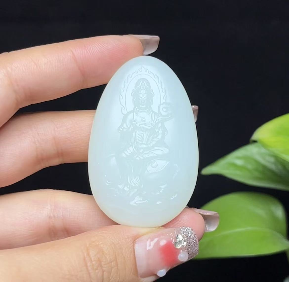 和田羊脂玉观音