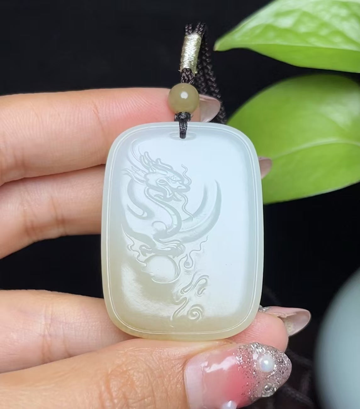 新疆和田玉且末糖白羊脂玉龙牌