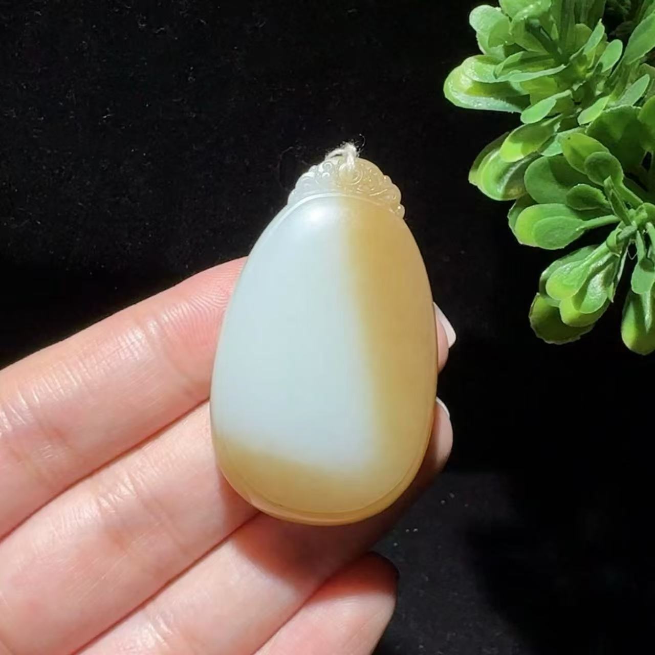 和田玉糖白水滴平安牌